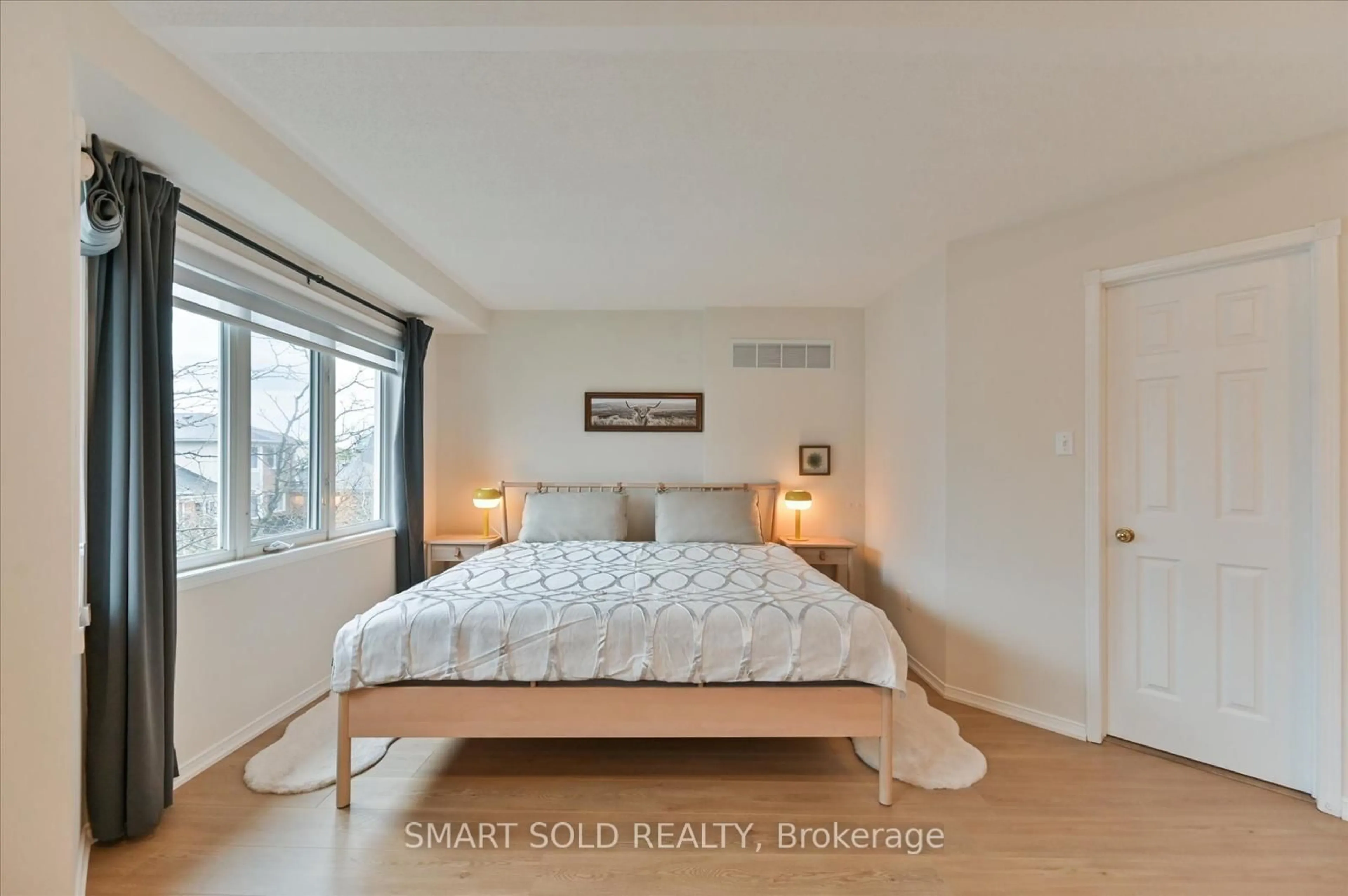 Bedroom with bed, wood/laminate floor for 18 Clark Ave #152, Vaughan Ontario L4J 8H1