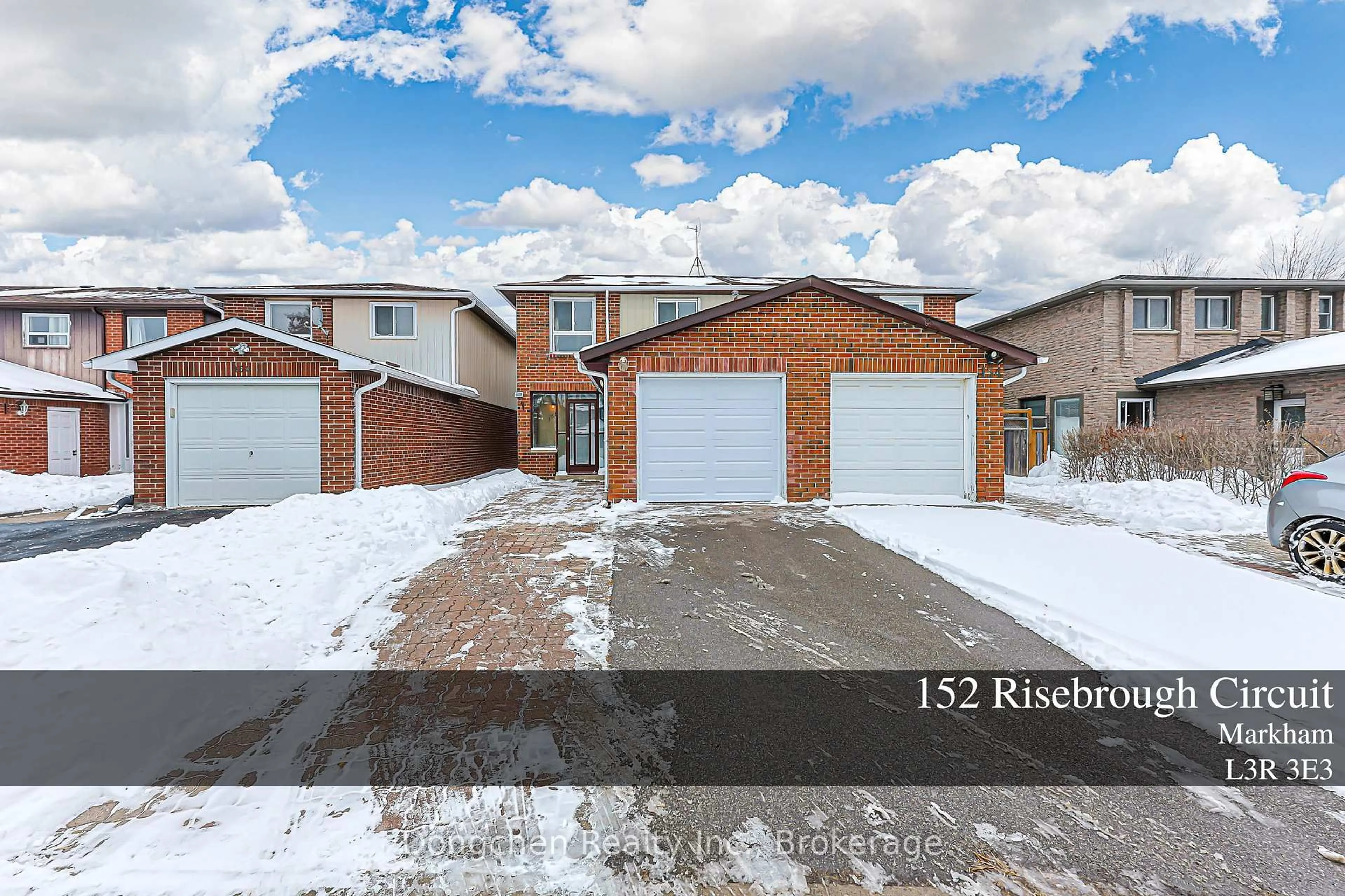 A pic from outside/outdoor area/front of a property/back of a property/a pic from drone, street for 152 Risebrough Crct, Markham Ontario L3R 3E3