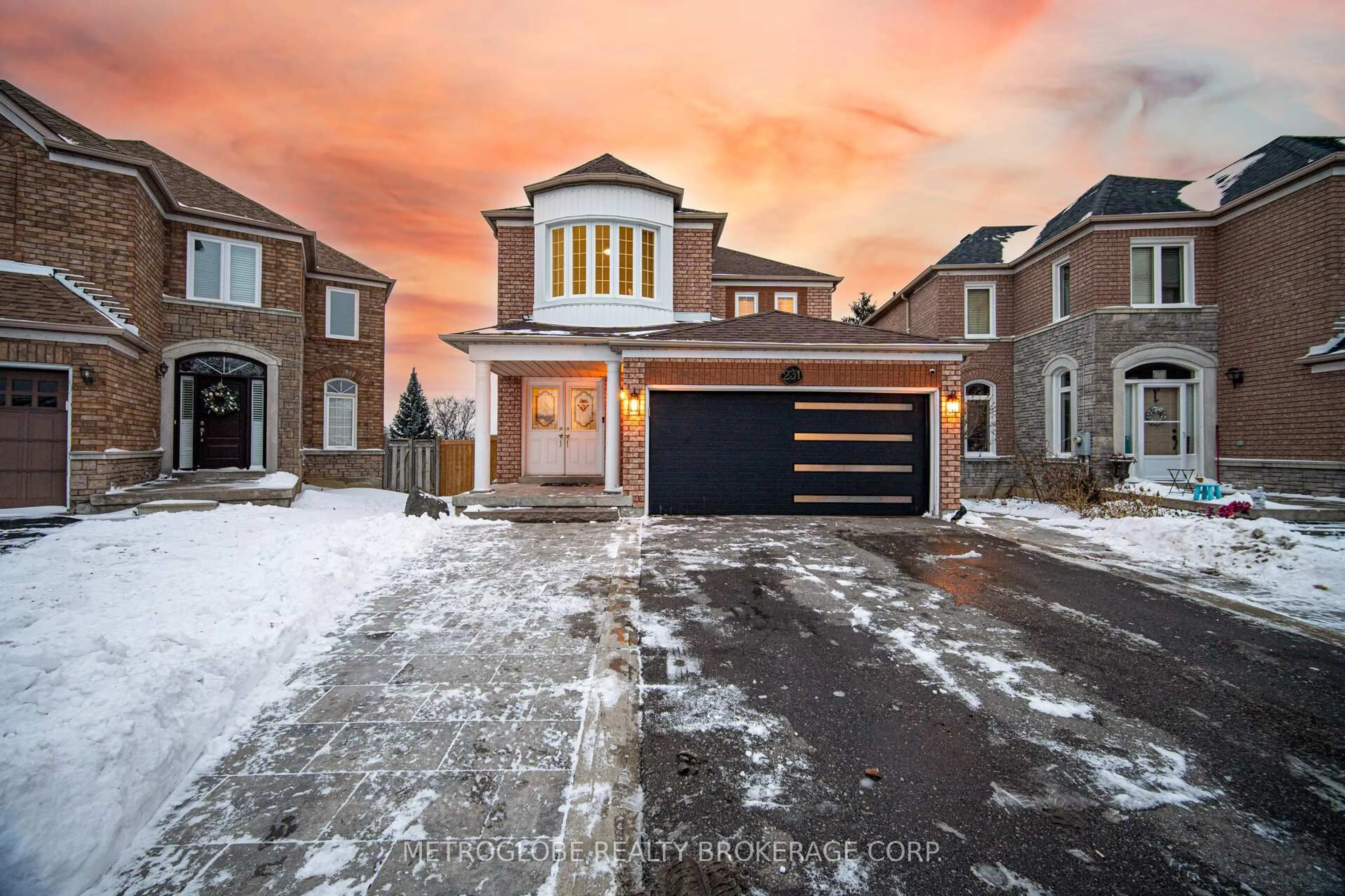 Home with brick exterior material, street for 231 Matthew Dr, Vaughan Ontario L4L 9B4