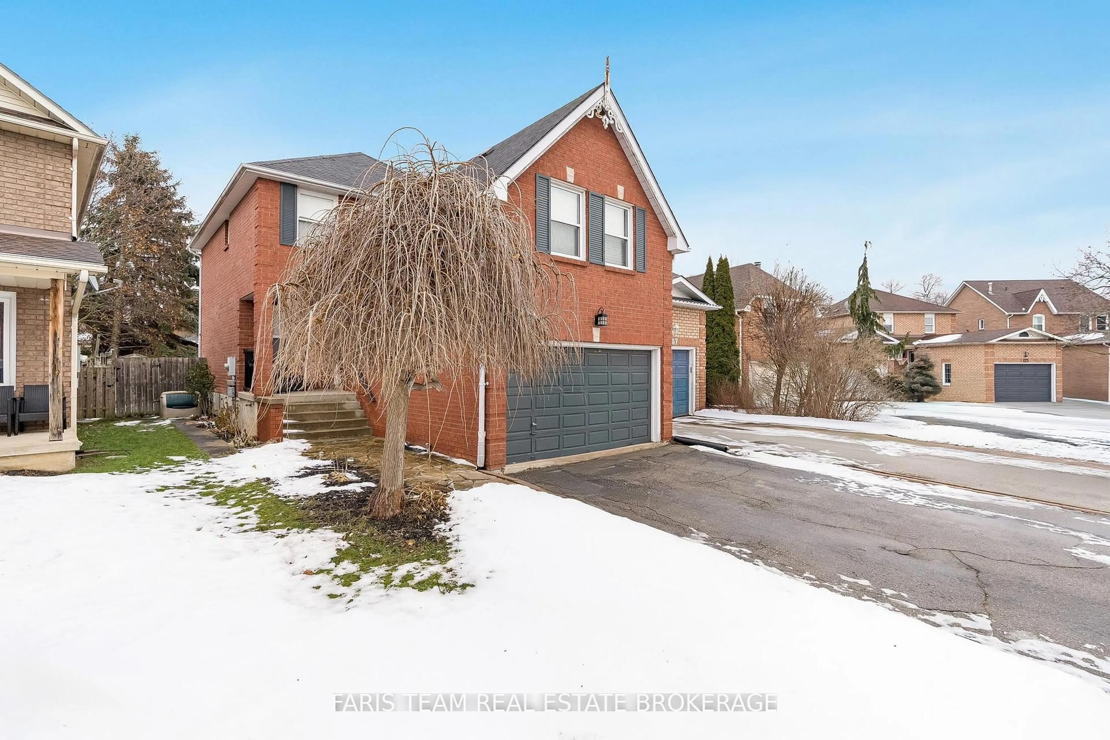 Home with brick exterior material, street for 165 Heydon Ave, New Tecumseth Ontario L9R 1P2