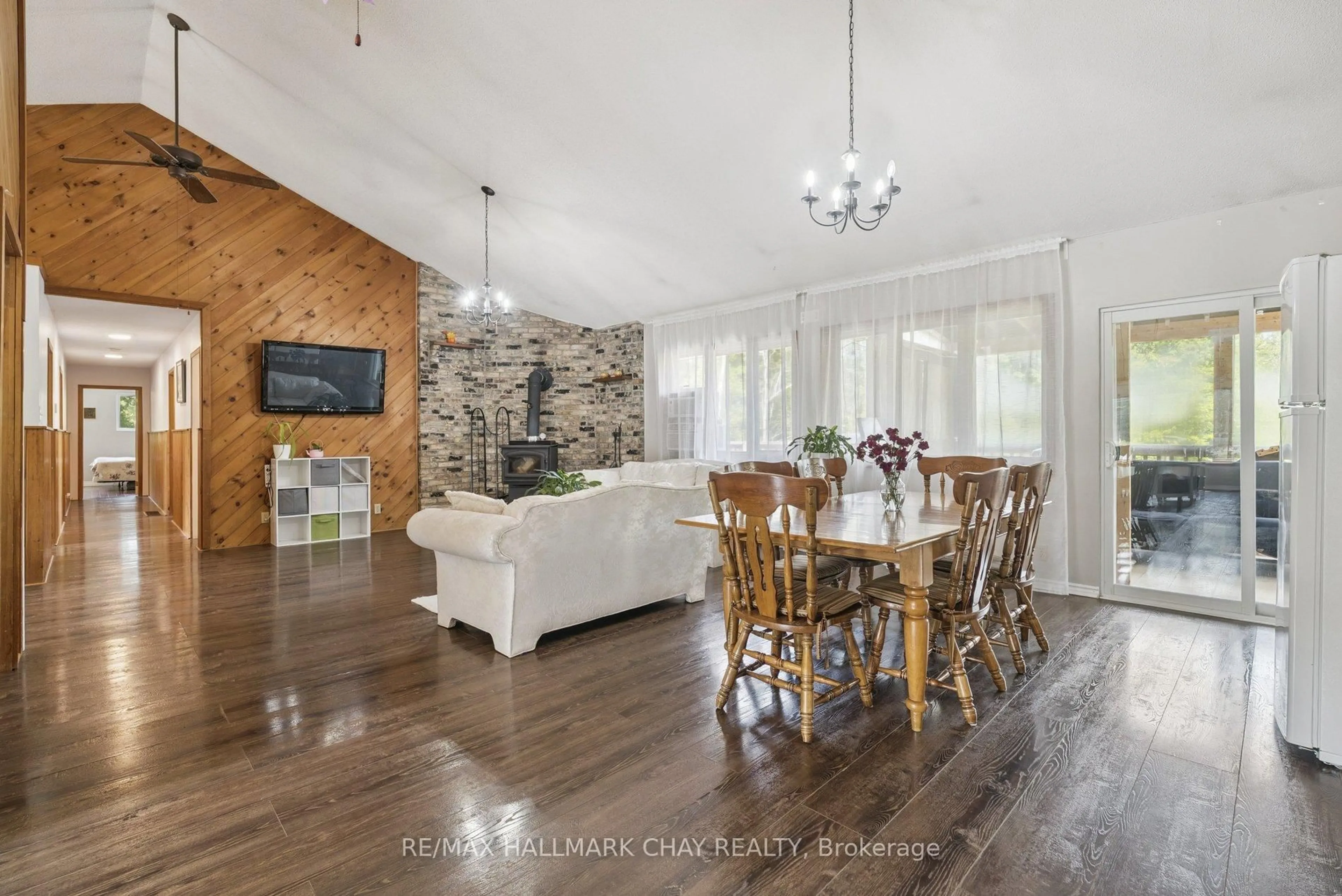 Unknown for 7521 County Road 10, Essa Ontario L0M 1B1