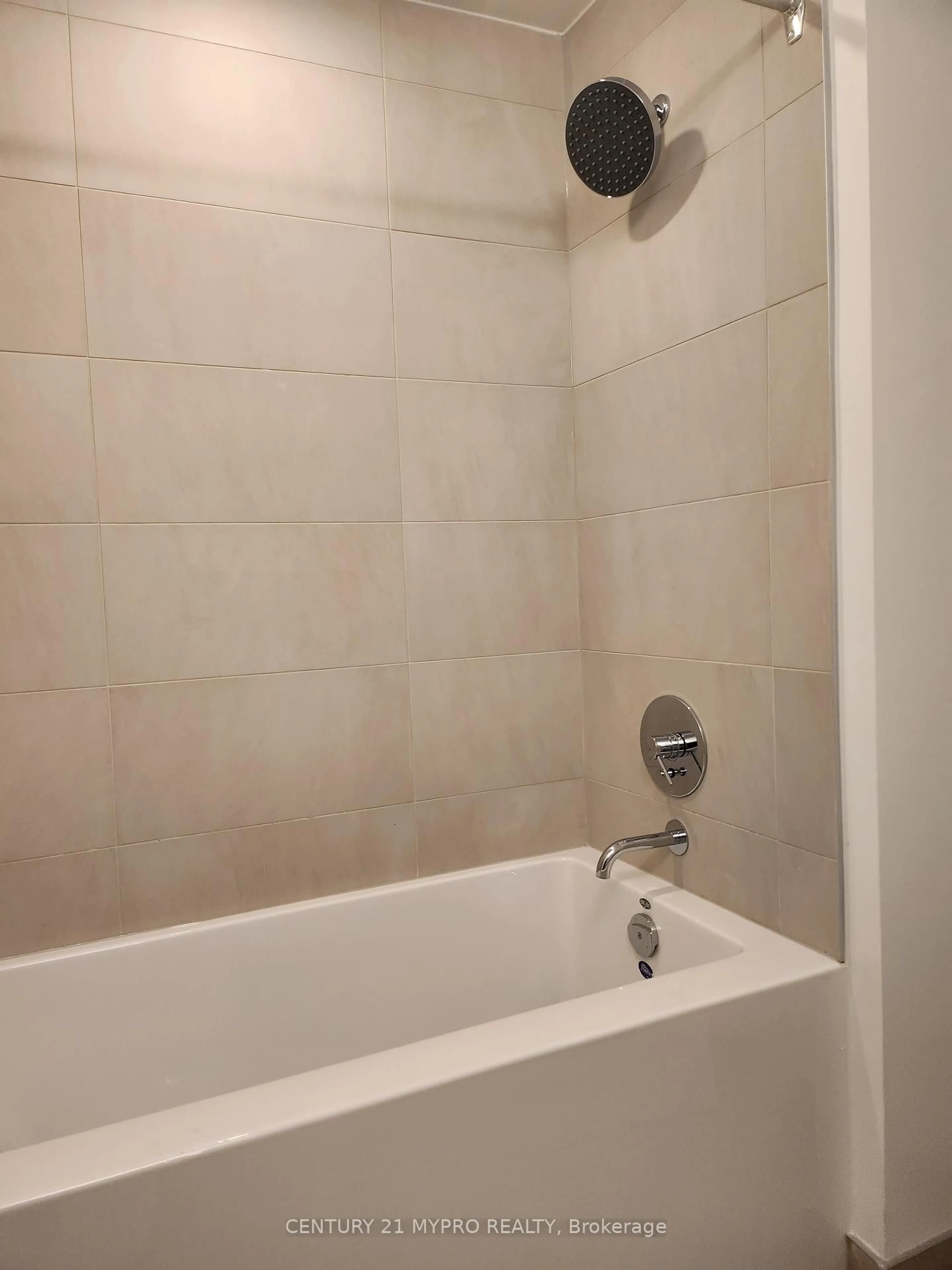 Standard bathroom, ceramic/tile floor for 1000 Portage Pkwy #4307, Vaughan Ontario L4K 0L1