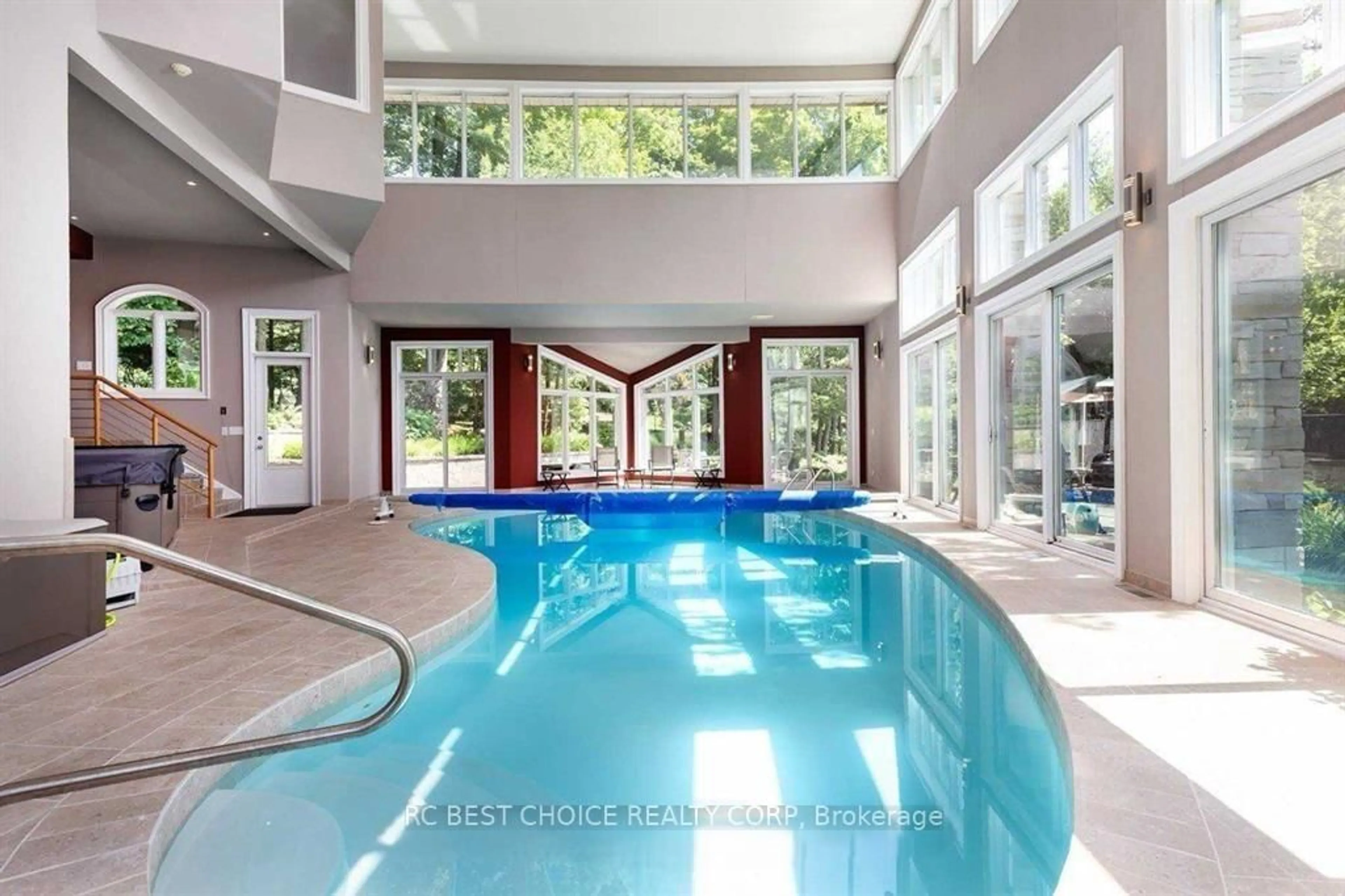 Pool for 76 Silver Fox Pl, Vaughan Ontario L6A 1G2