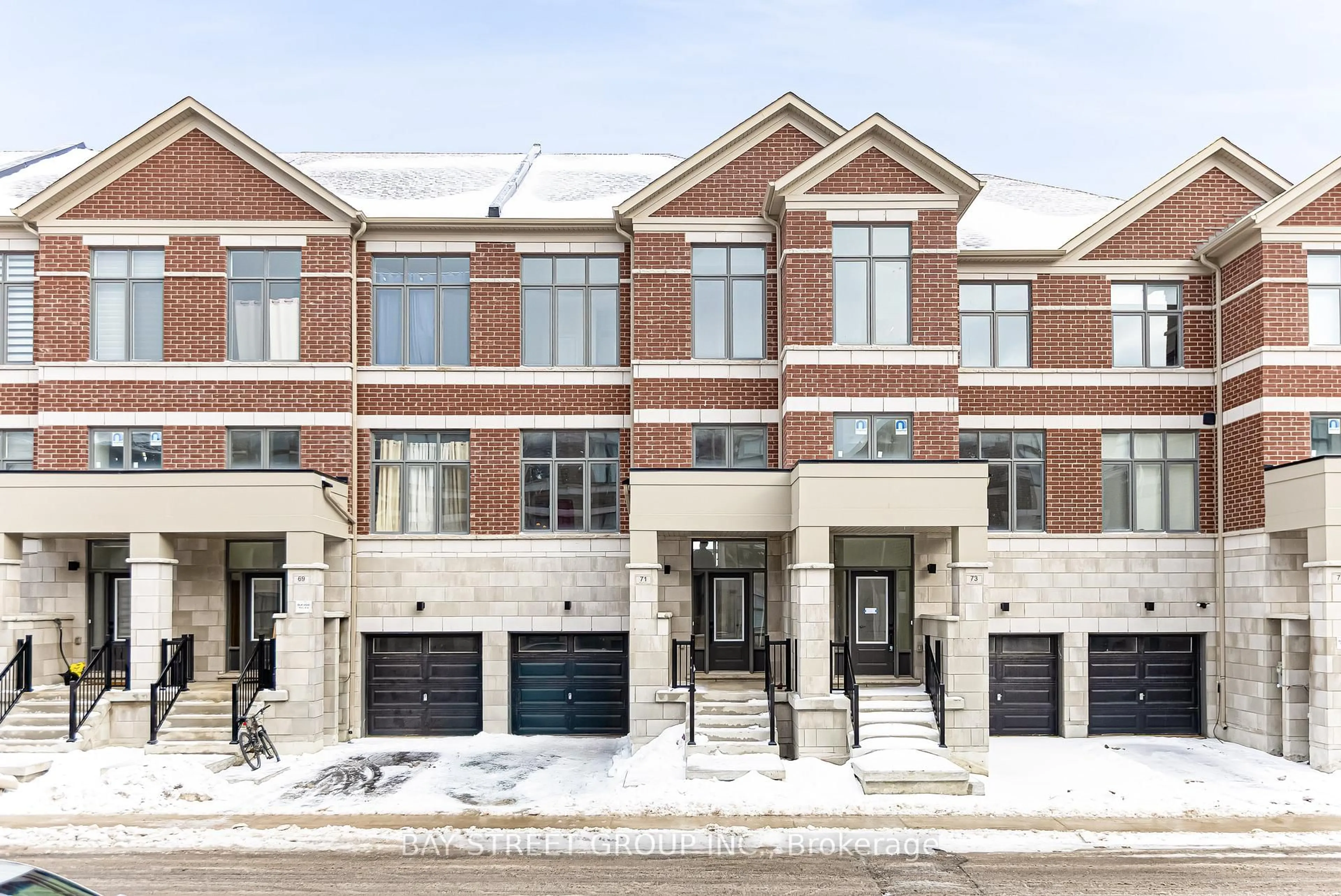 Home with brick exterior material, street for 71 Millman Lane, Richmond Hill Ontario L4S 0P8