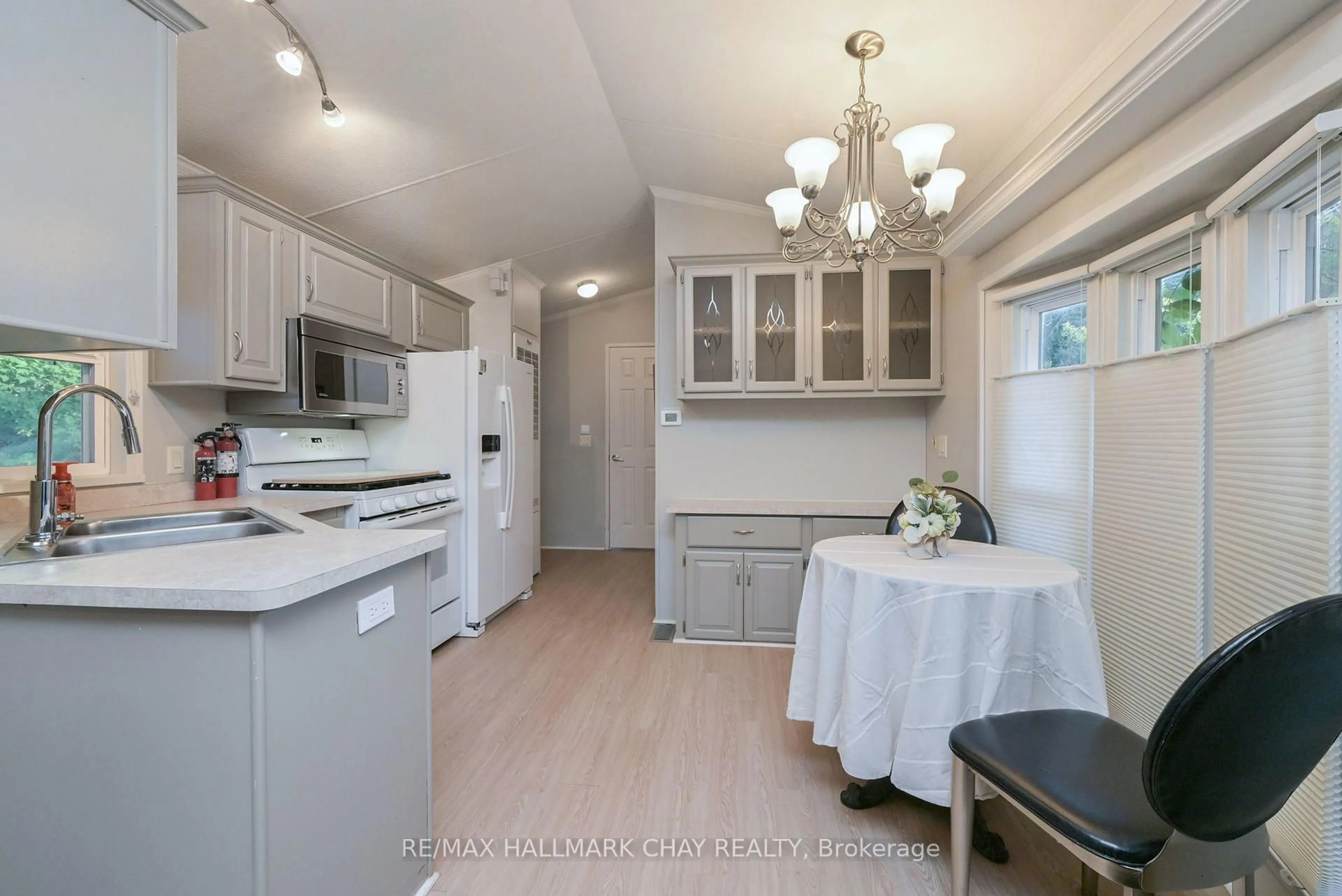 Open concept kitchen, unknown for 6047 Hwy 89 #Lot 90, New Tecumseth Ontario L9R 2G2