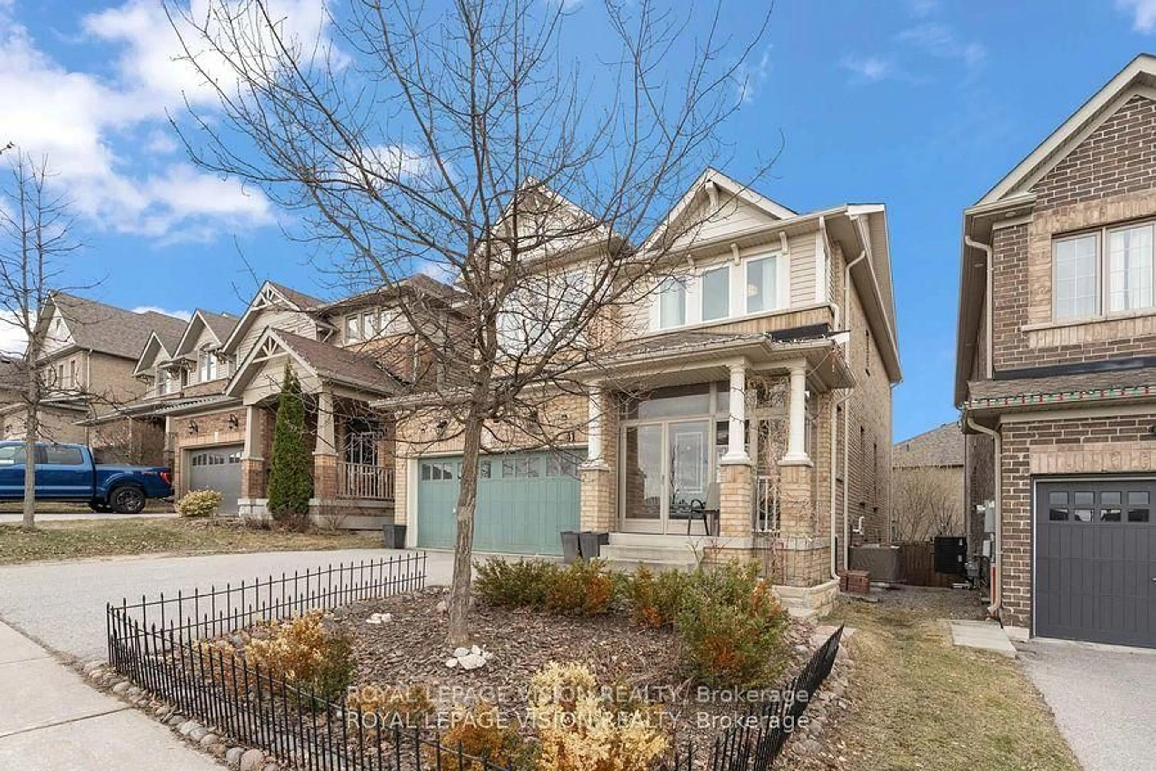 Home with brick exterior material, street for 41 Treetops Blvd, New Tecumseth Ontario L9R 0M1