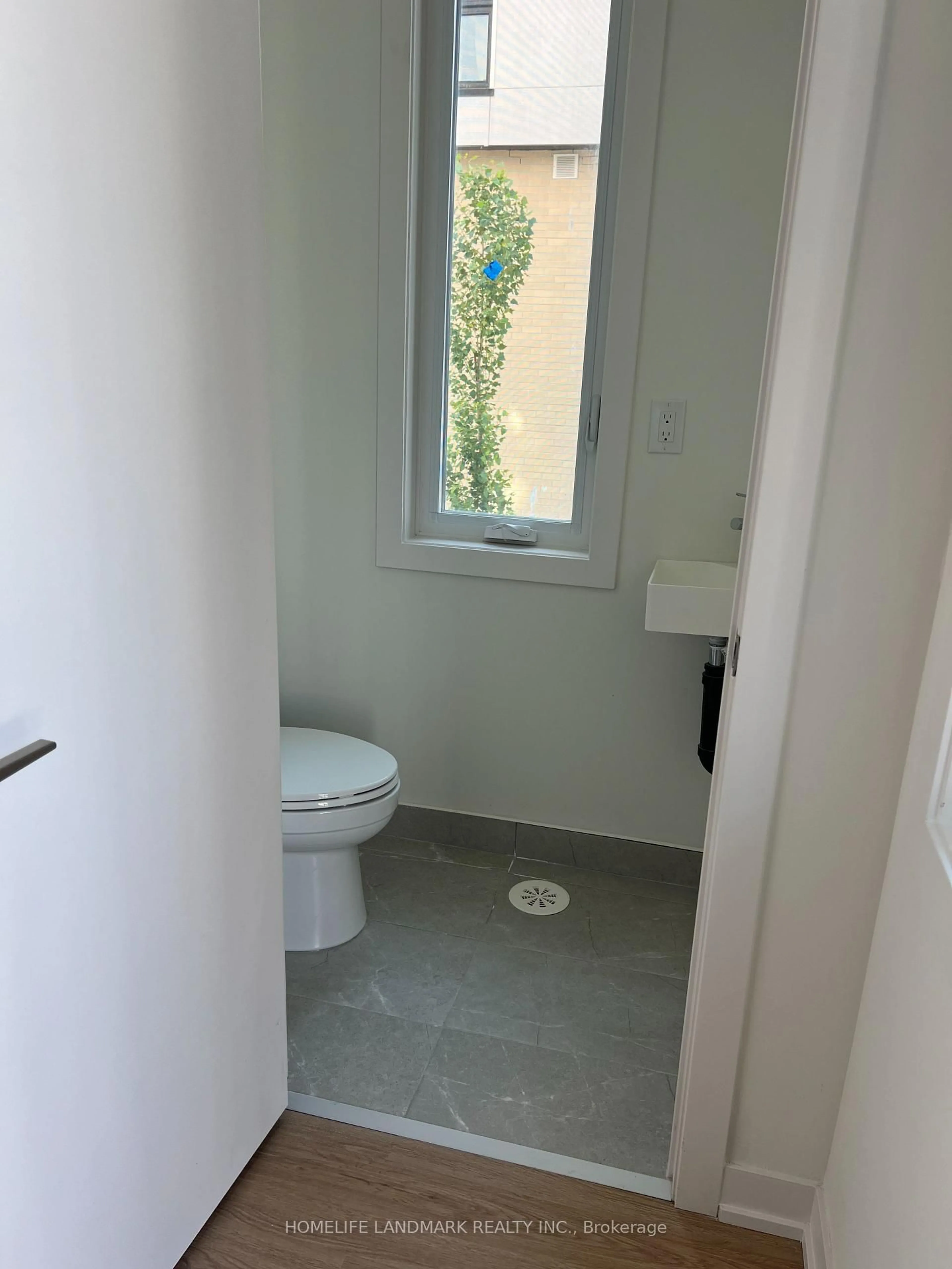 A pic of a room for 9 Steckley House Lane #501, Richmond Hill Ontario L4S 0N1