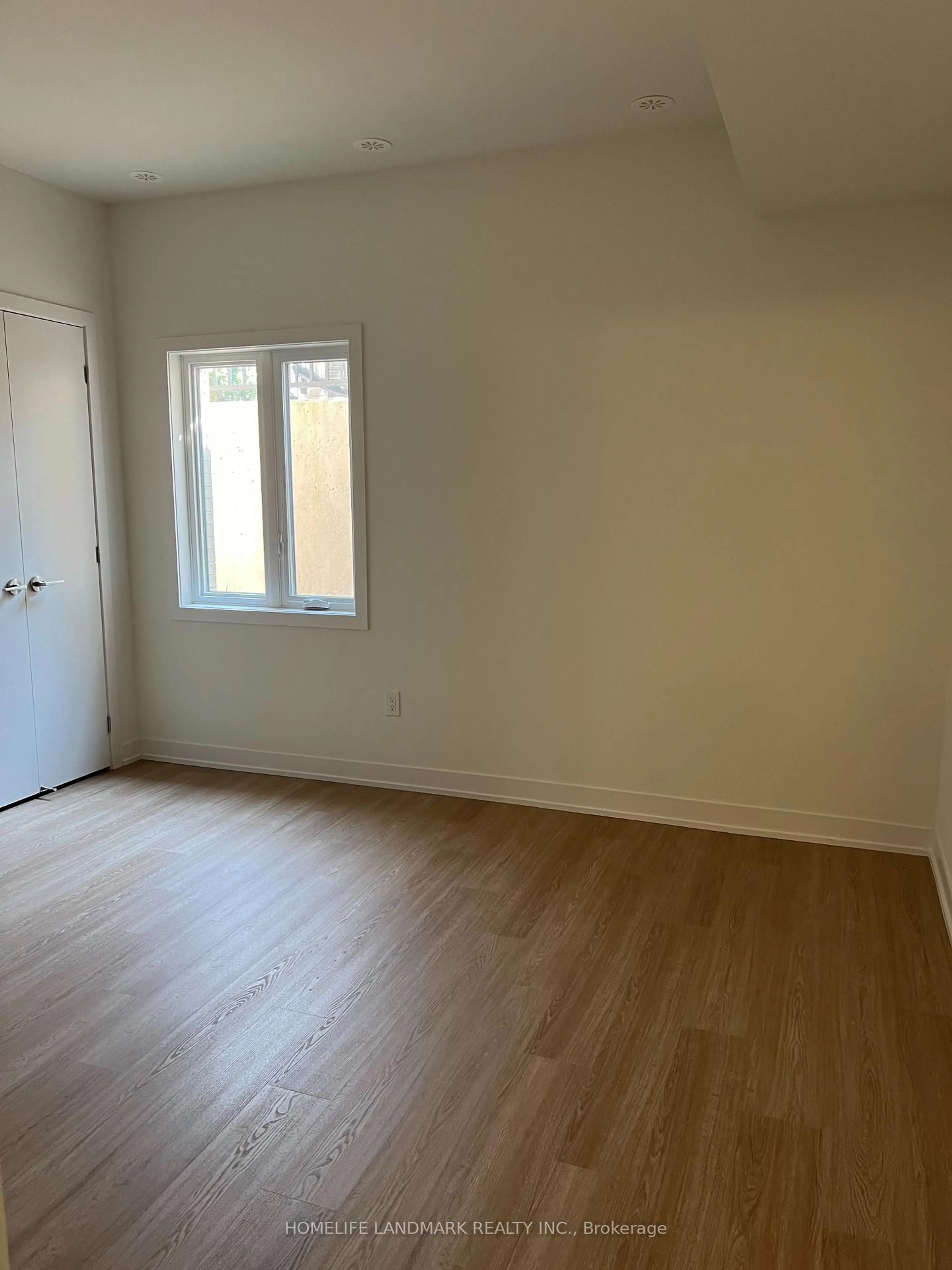 A pic of a room for 9 Steckley House Lane #501, Richmond Hill Ontario L4S 0N1