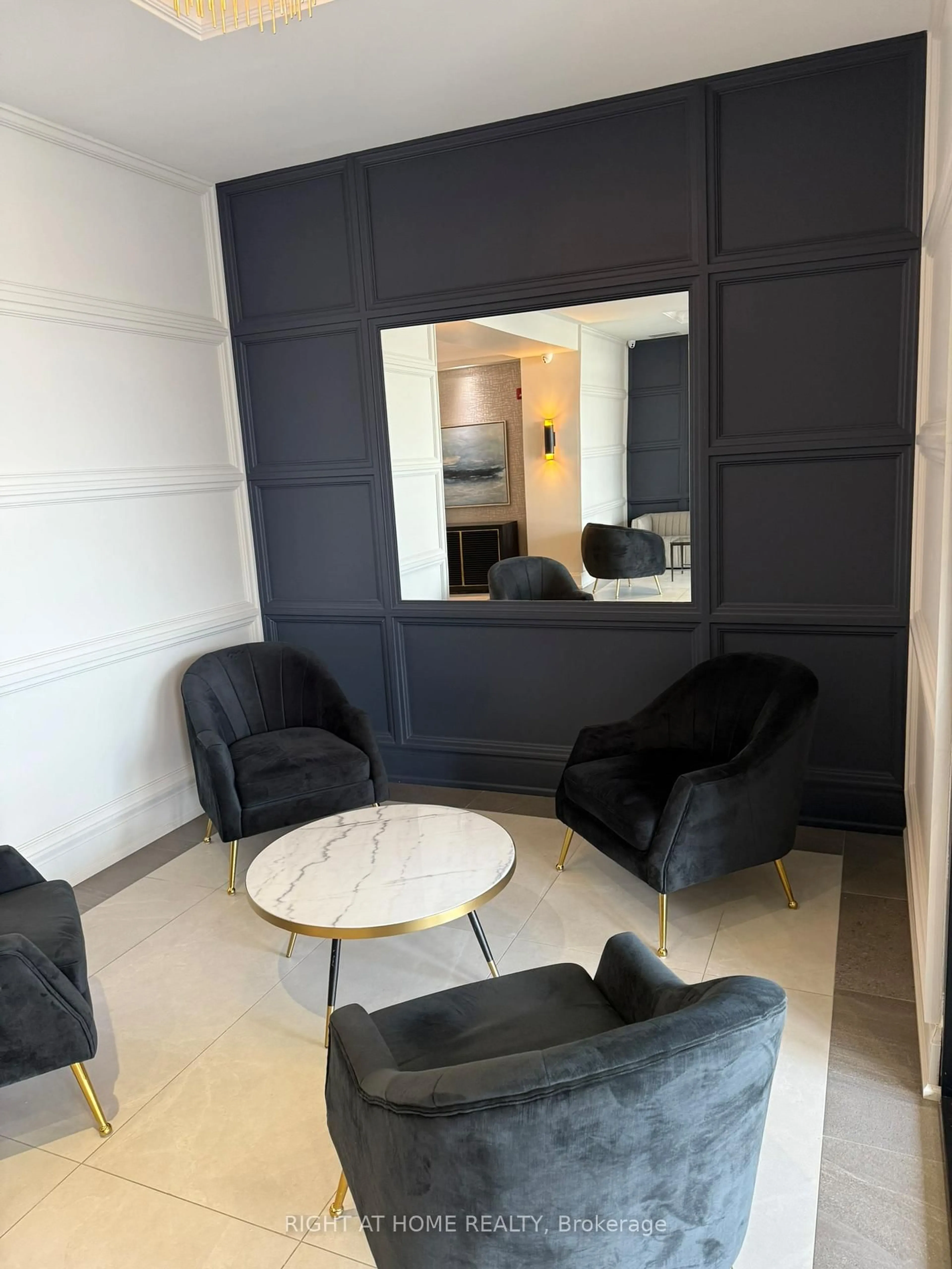 Unknown for 208 MAIN ST UNIONVILLE St #PH02, Markham Ontario L3R 6J8