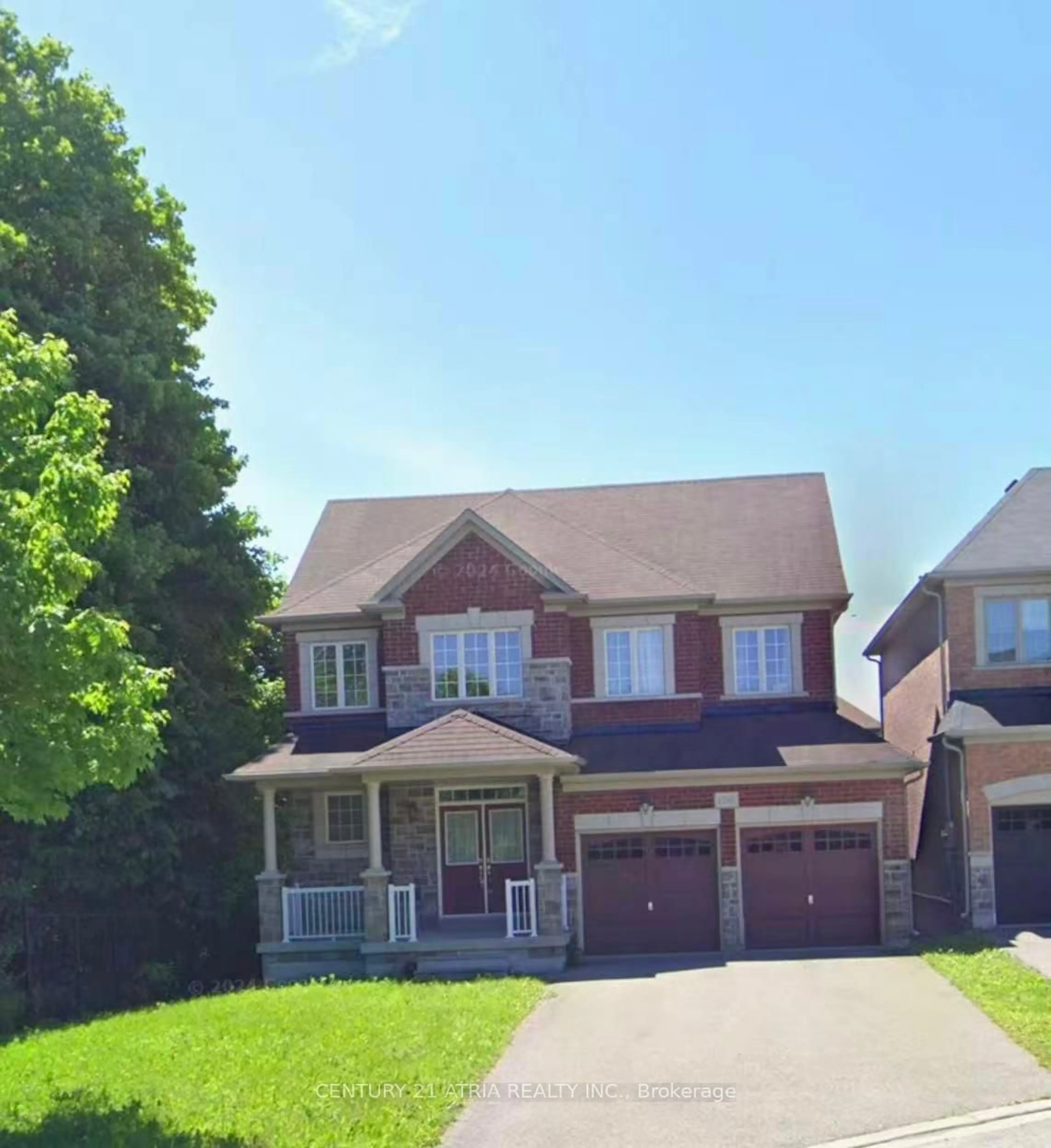 A pic from outside/outdoor area/front of a property/back of a property/a pic from drone, street for 1290 Shortreed Terr, Newmarket Ontario L3X 0B6