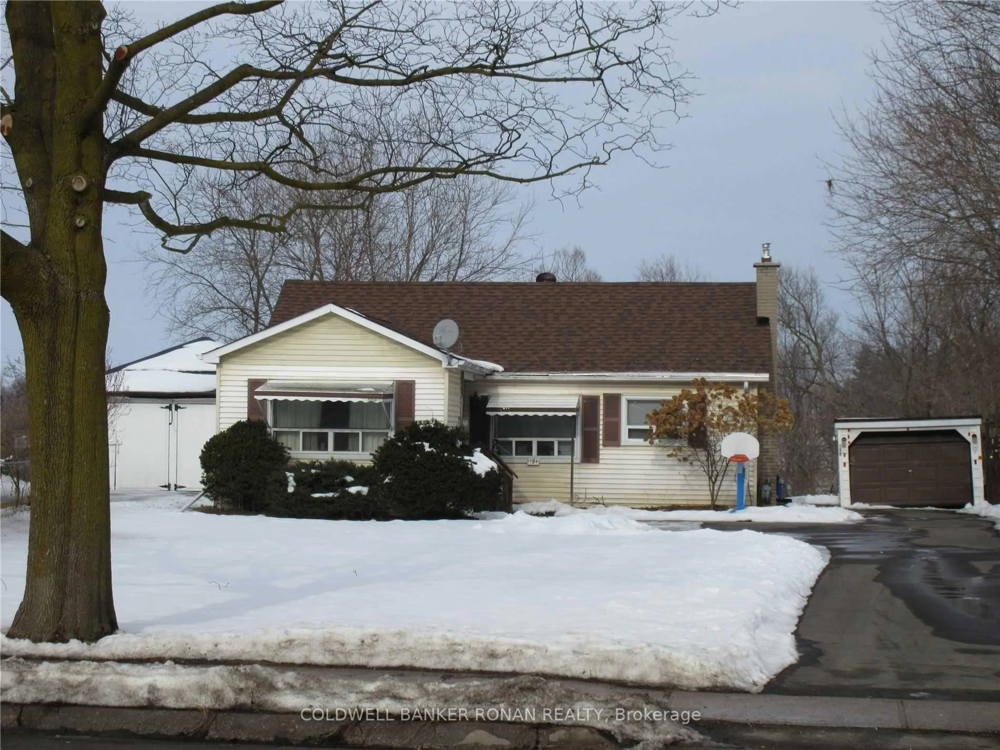 Unknown for 194 Victoria St, New Tecumseth Ontario L9R 1V6