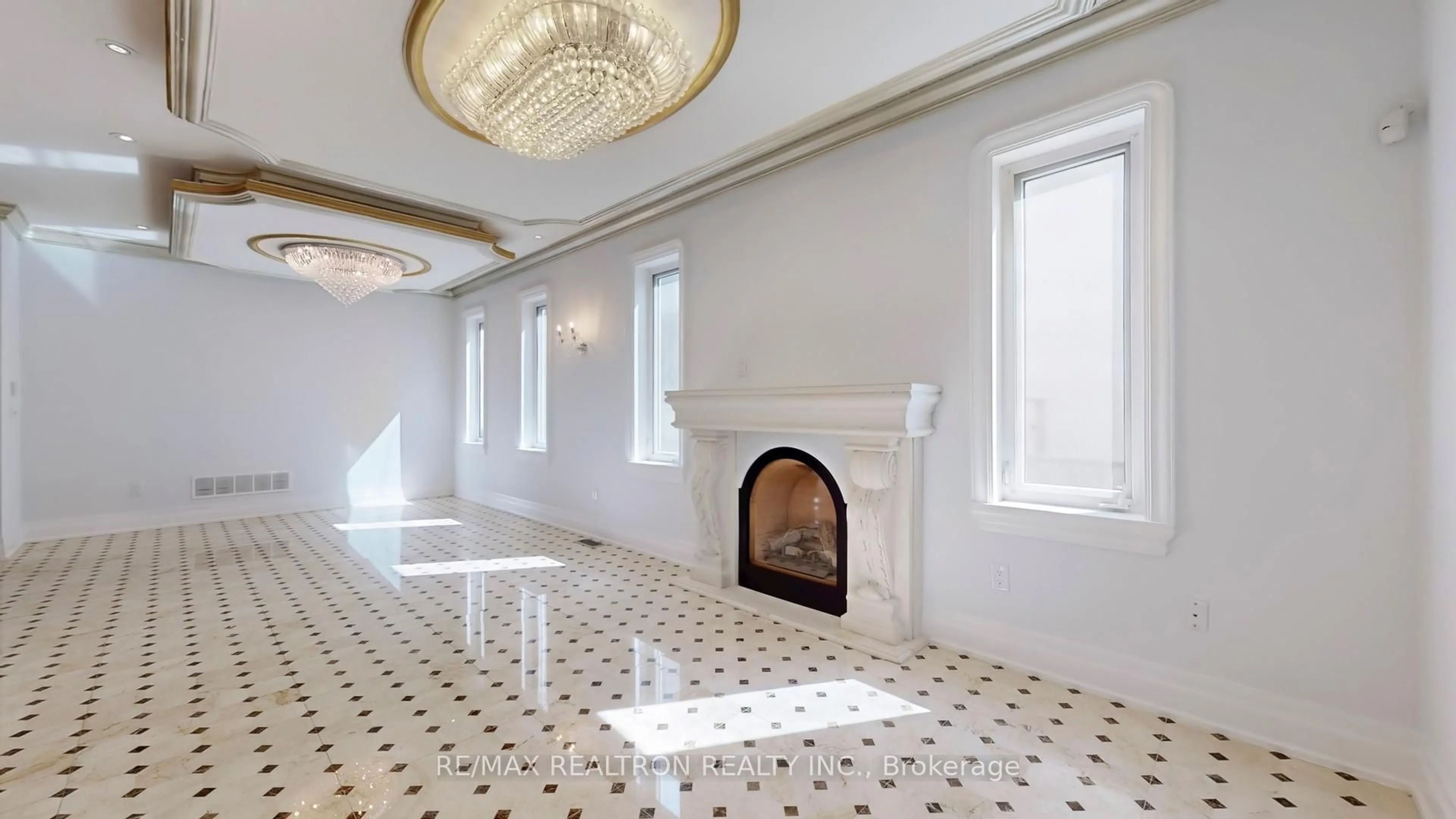 Unknown for 58 Highland Park Blvd, Markham Ontario L3T 1B3