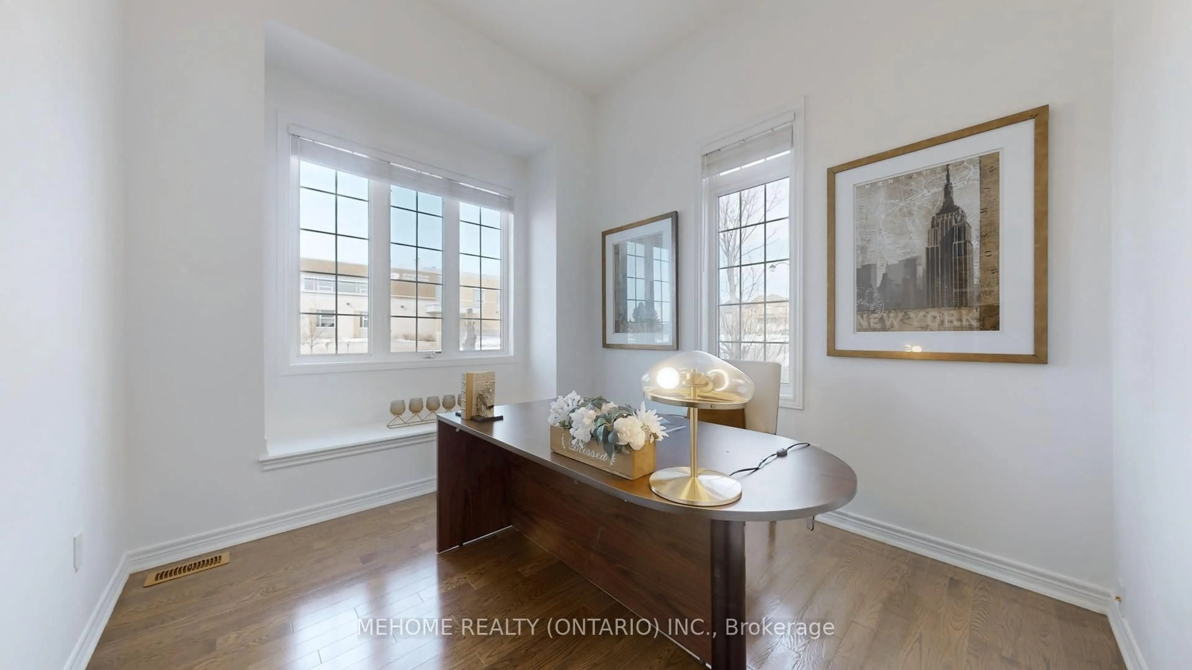 A pic of a room for 247 Selwyn Rd, Richmond Hill Ontario L4E 0R4