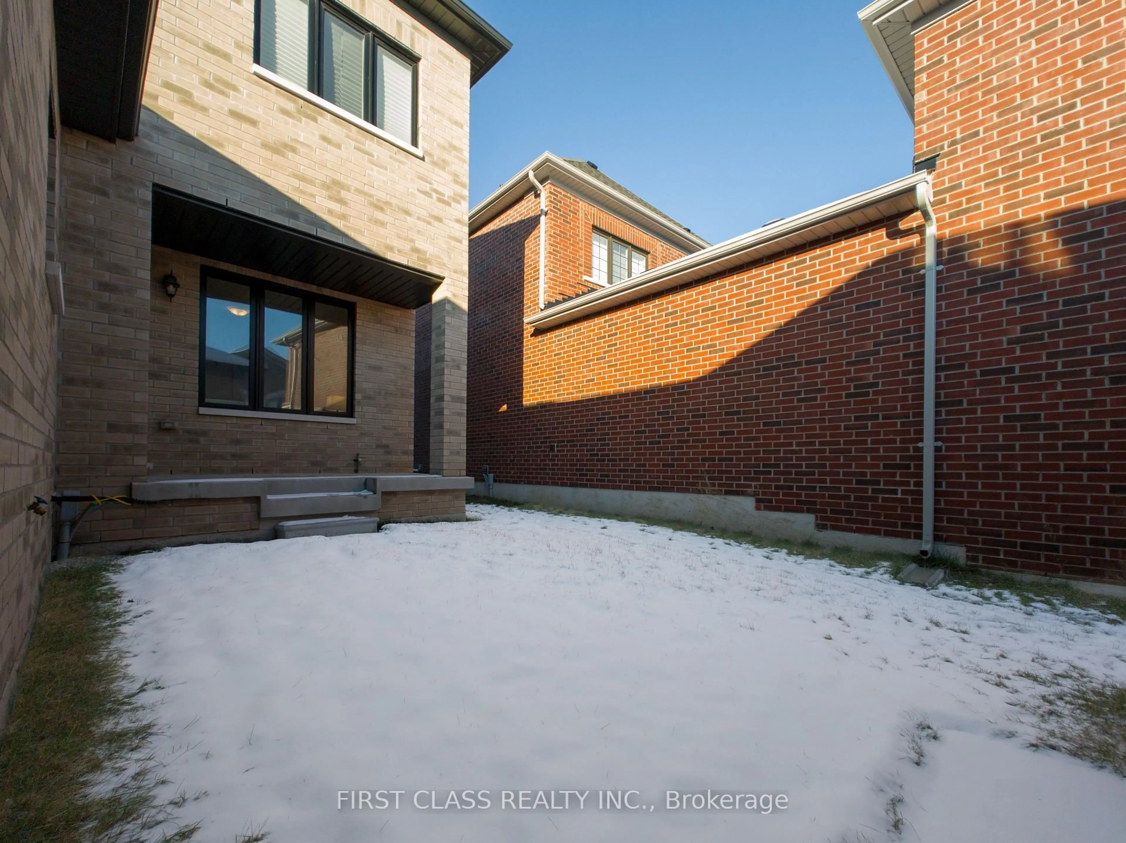 Home with brick exterior material, street for 21 Albert Newell Dr, Markham Ontario L6B 1R8