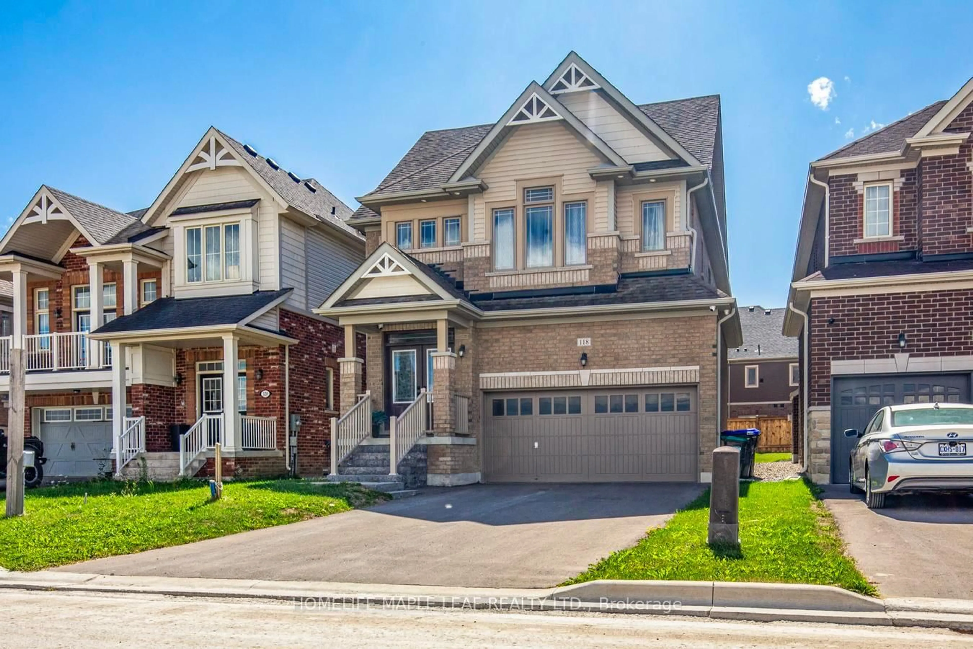 Home with brick exterior material, street for 118 Lorne Thomas Pl, New Tecumseth Ontario L9R 0V8