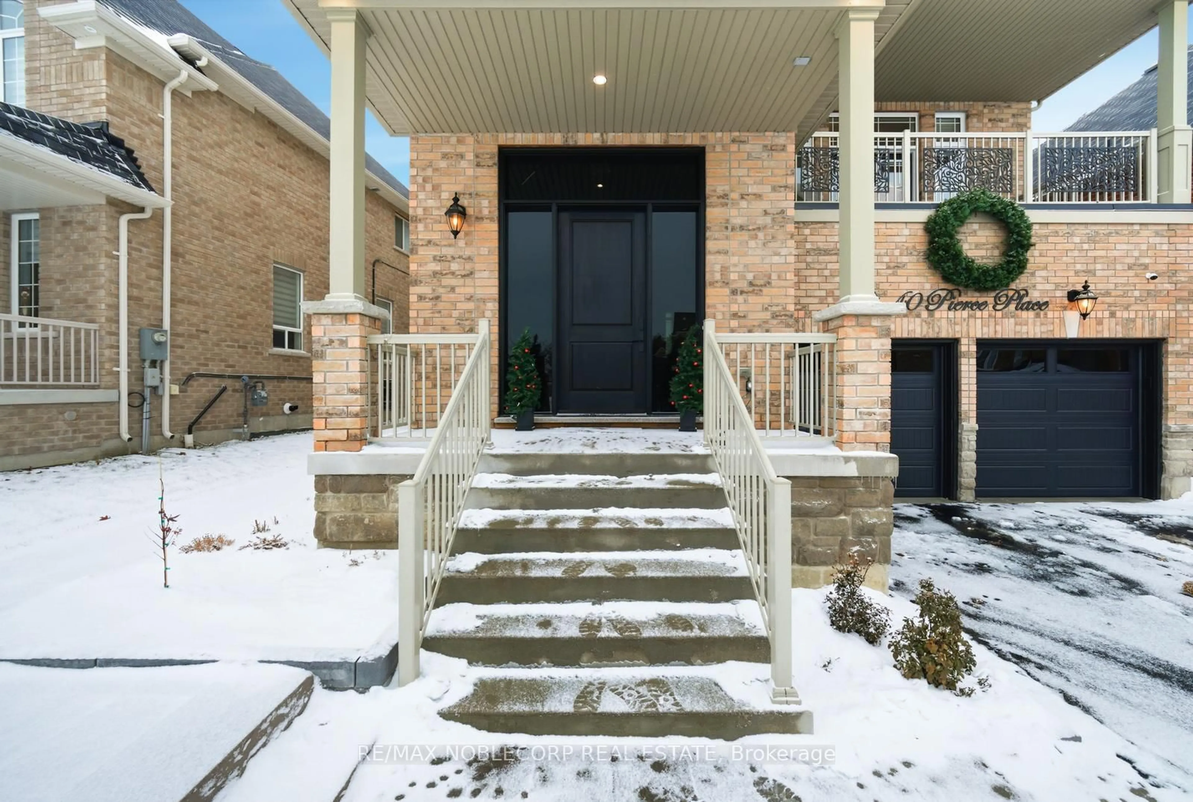 Unknown for 40 Pierce Pl, New Tecumseth Ontario L0G 1W0