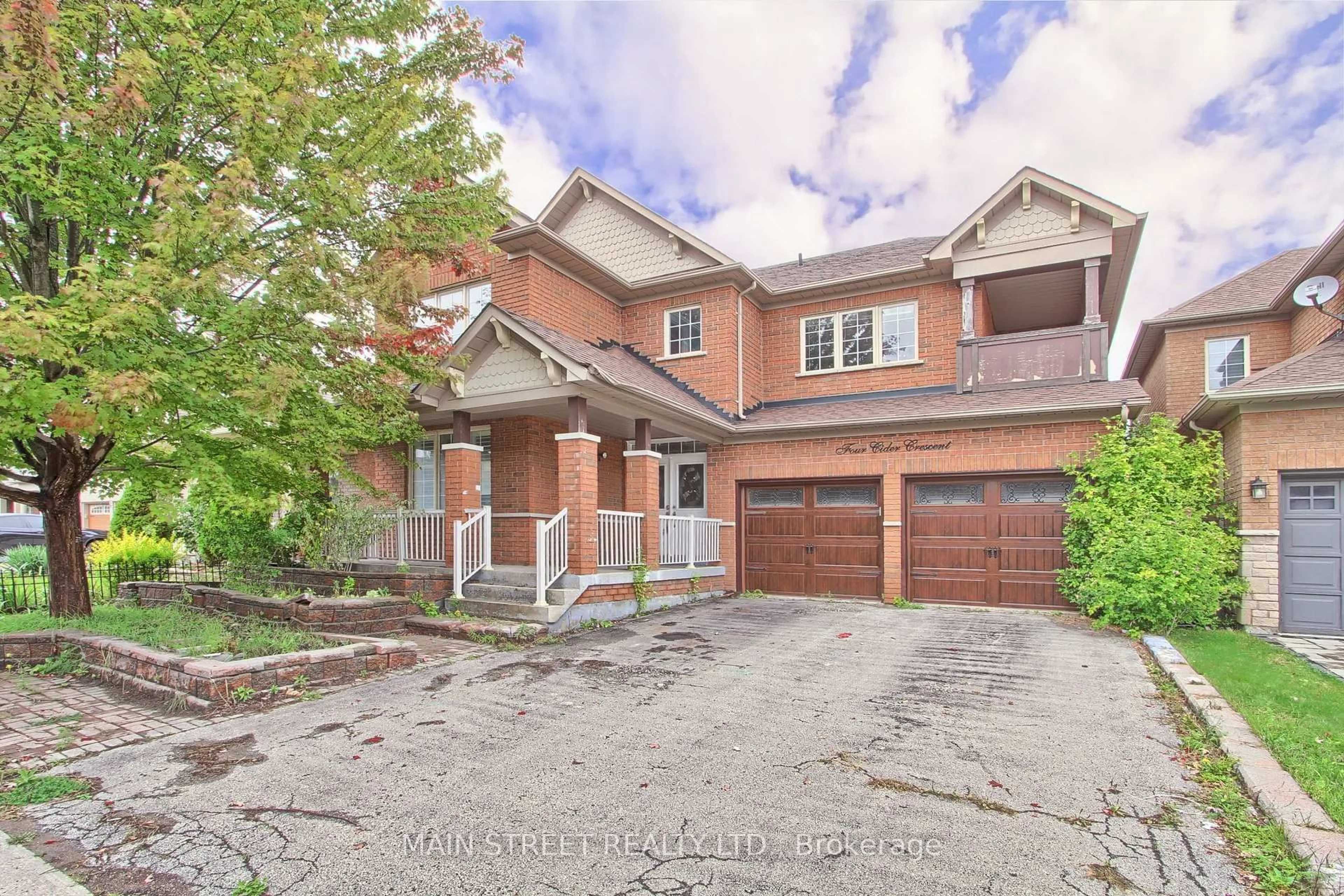 Home with brick exterior material, street for 4 Cider Cres, Richmond Hill Ontario L4E 4A4