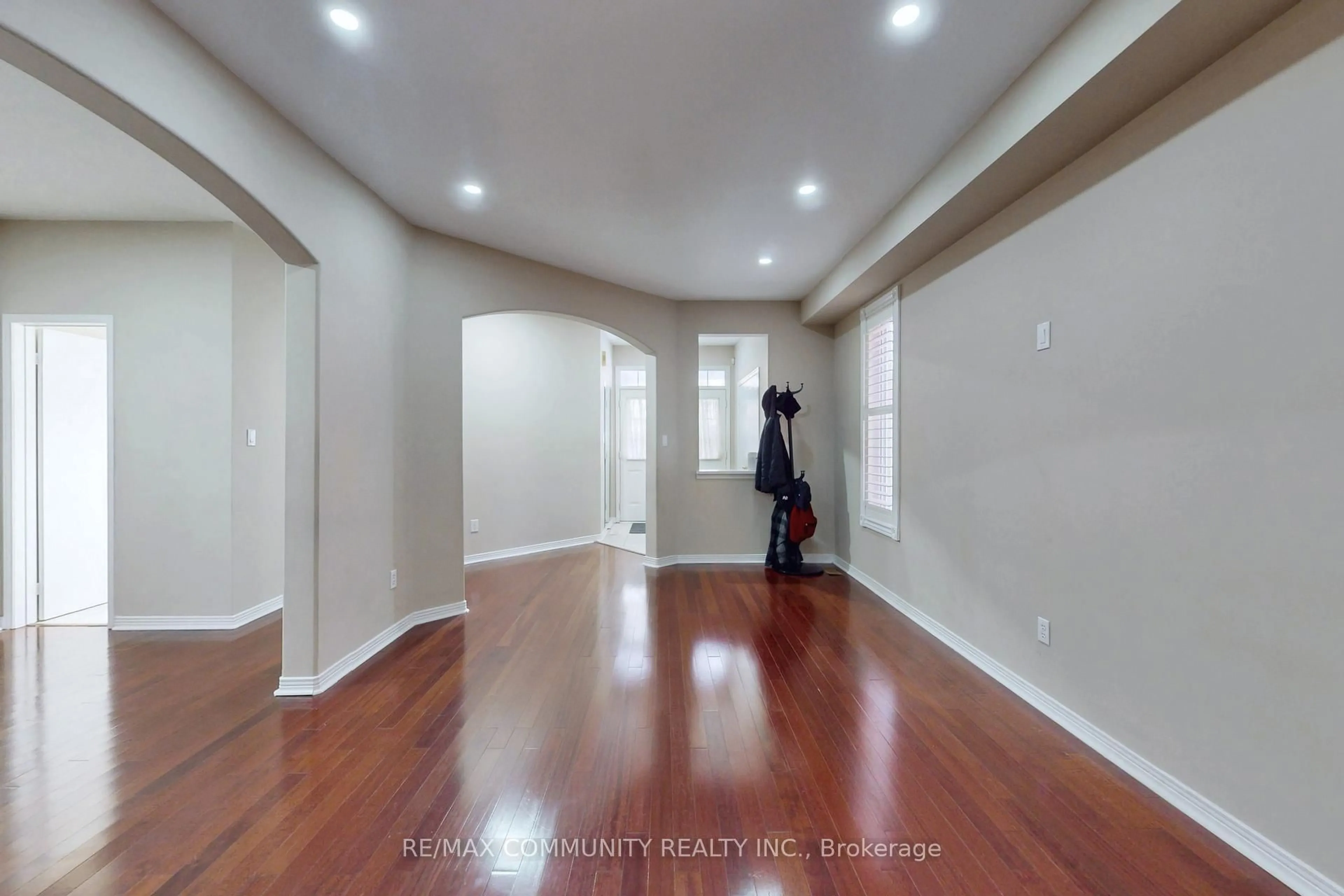 A pic of a room for 10 Oxfordshire St, Markham Ontario L6C 2E1