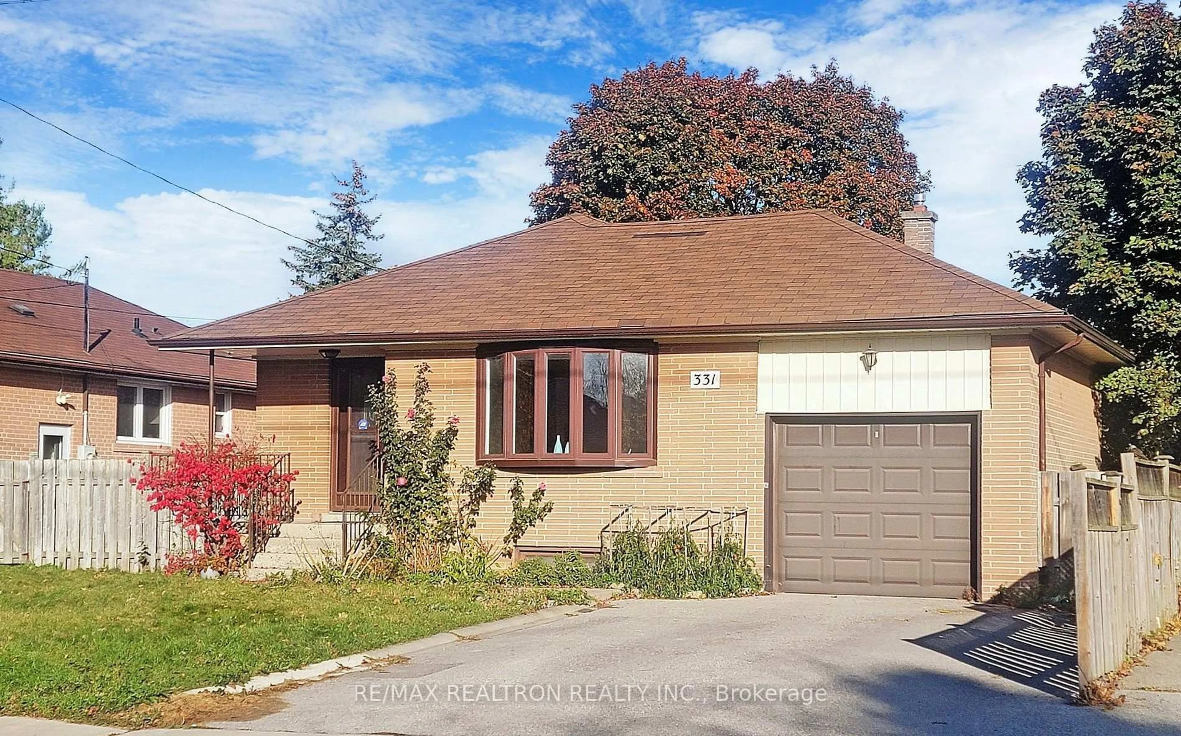 Home with brick exterior material, street for 331 Boisdale Ave, Richmond Hill Ontario L4C 1R4