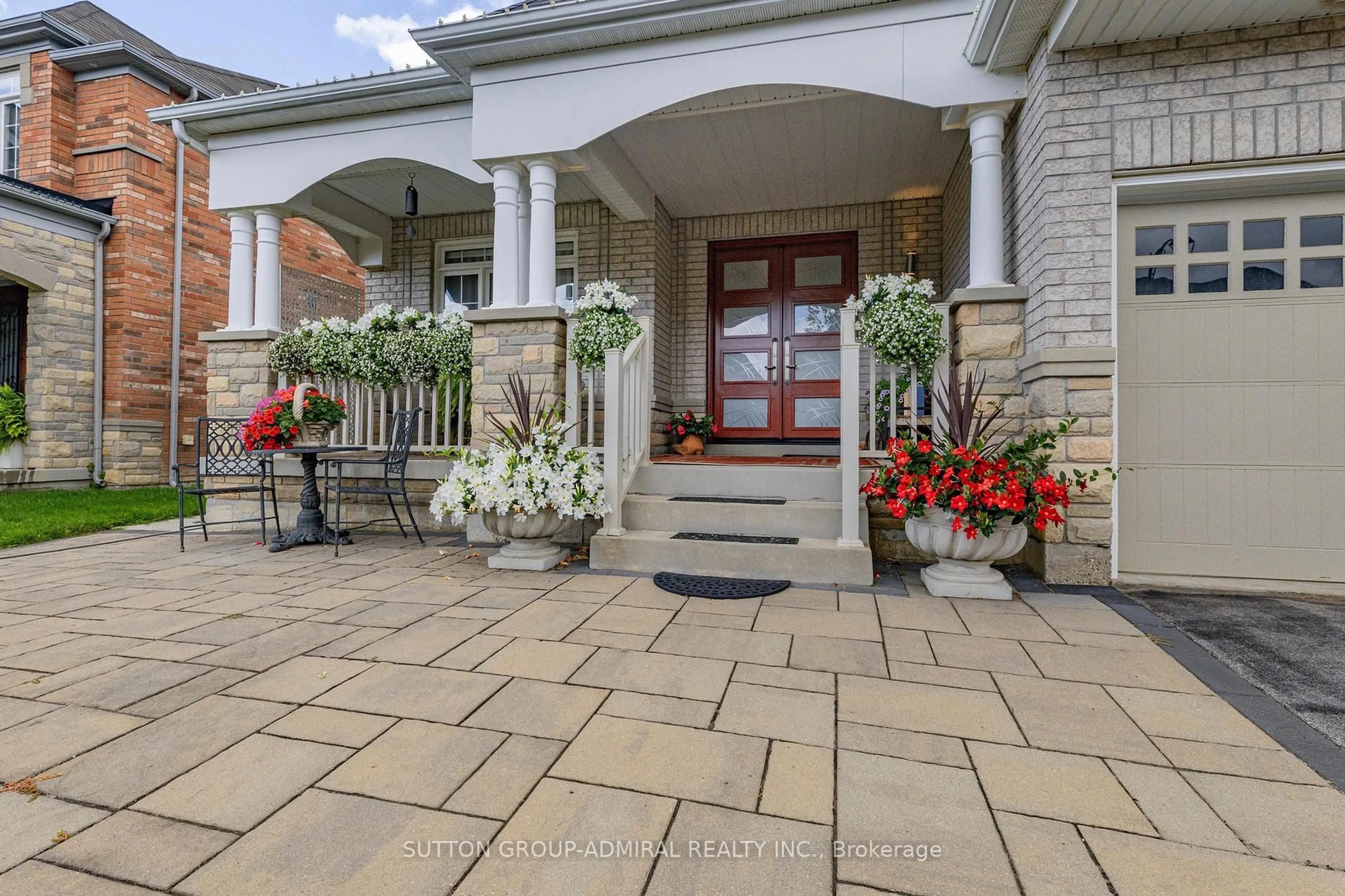 Indoor entryway for 62 Waterton Way, Bradford West Gwillimbury Ontario L3Z 0R3