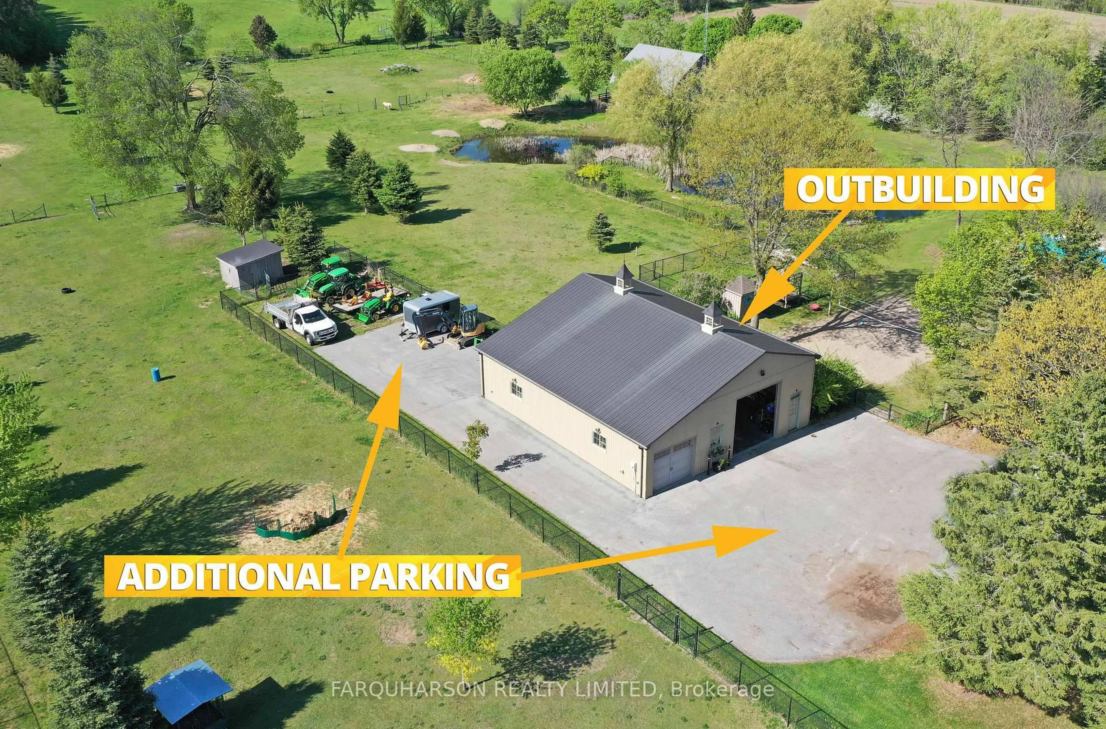 A pic from outside/outdoor area/front of a property/back of a property/a pic from drone, building for 736 Ball Rd, Uxbridge Ontario L9P 1R2