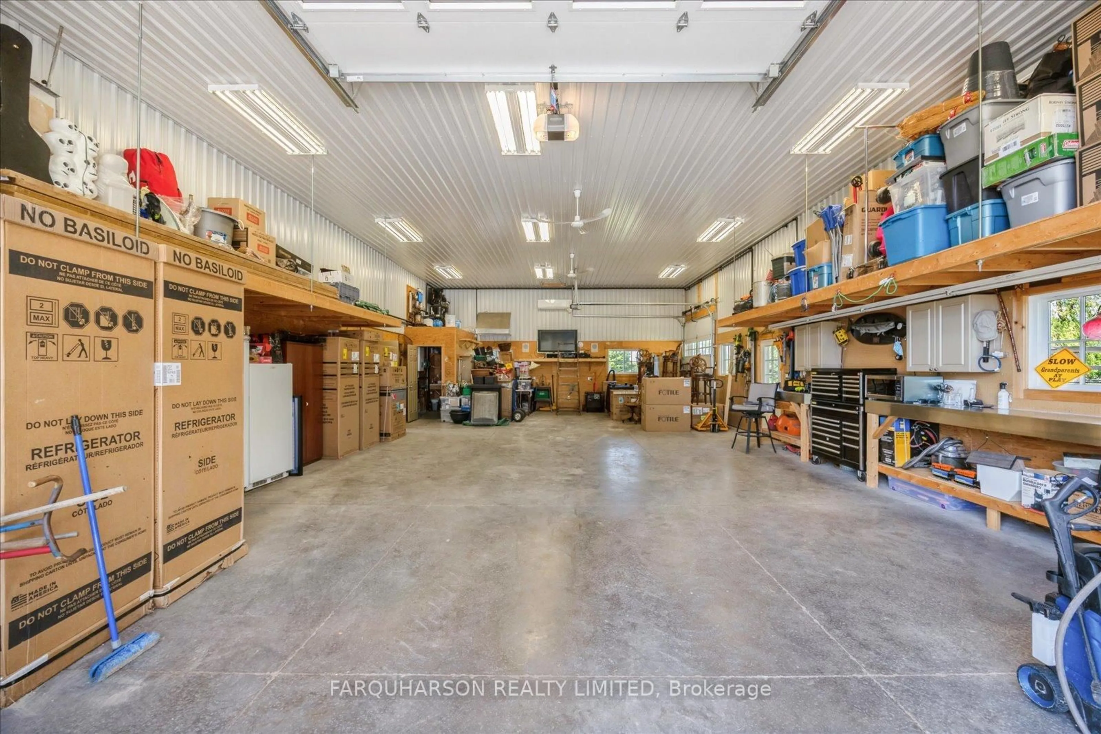 Indoor garage for 736 Ball Rd, Uxbridge Ontario L9P 1R2