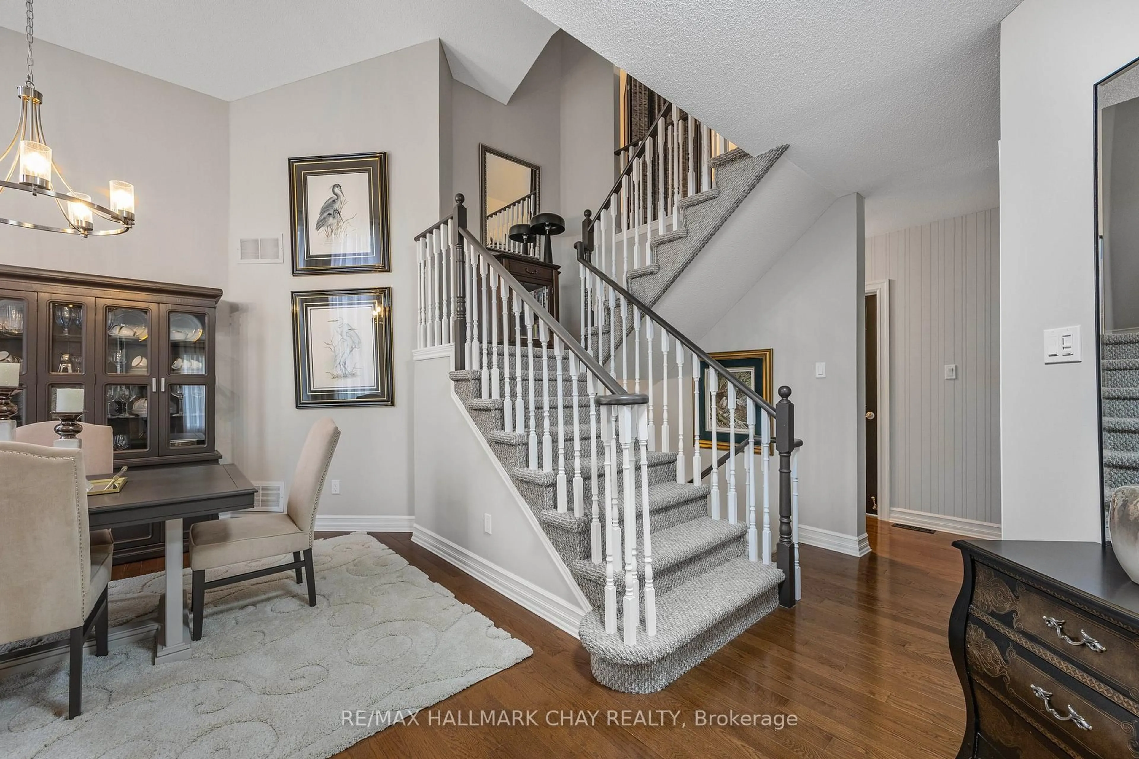 Indoor entryway for 1 Fortuna Circ #20, New Tecumseth Ontario L9R 1Z3