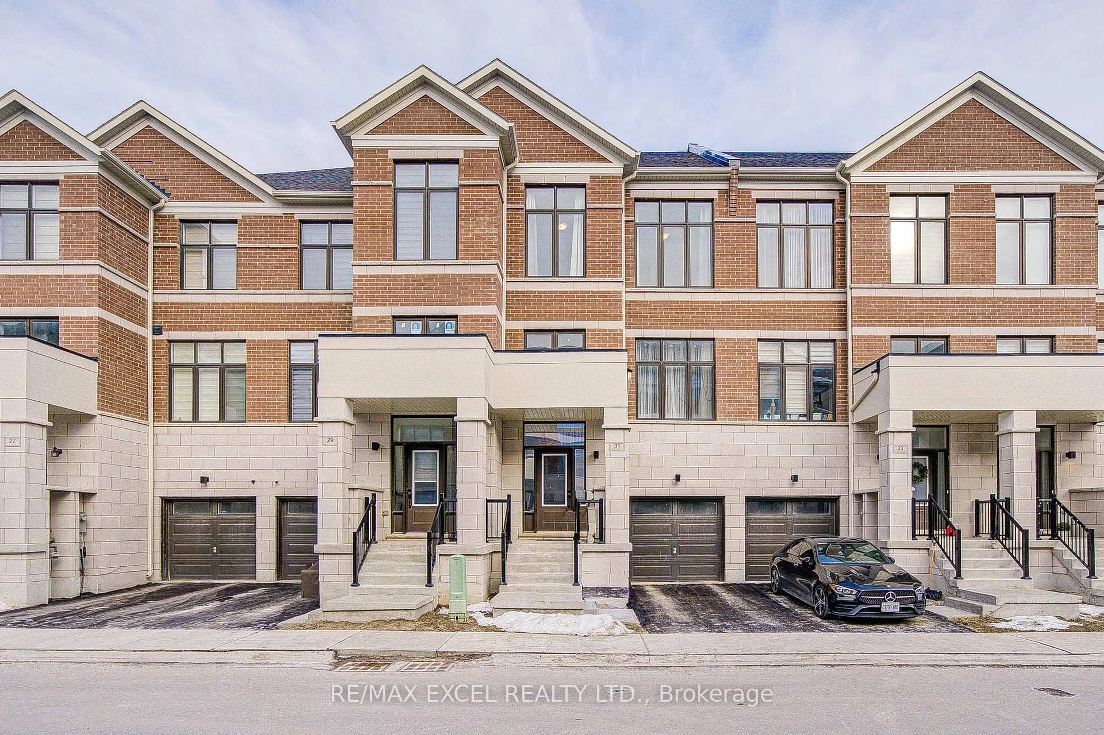 Home with brick exterior material, street for 31 Millman Lane, Richmond Hill Ontario L4S 0P8