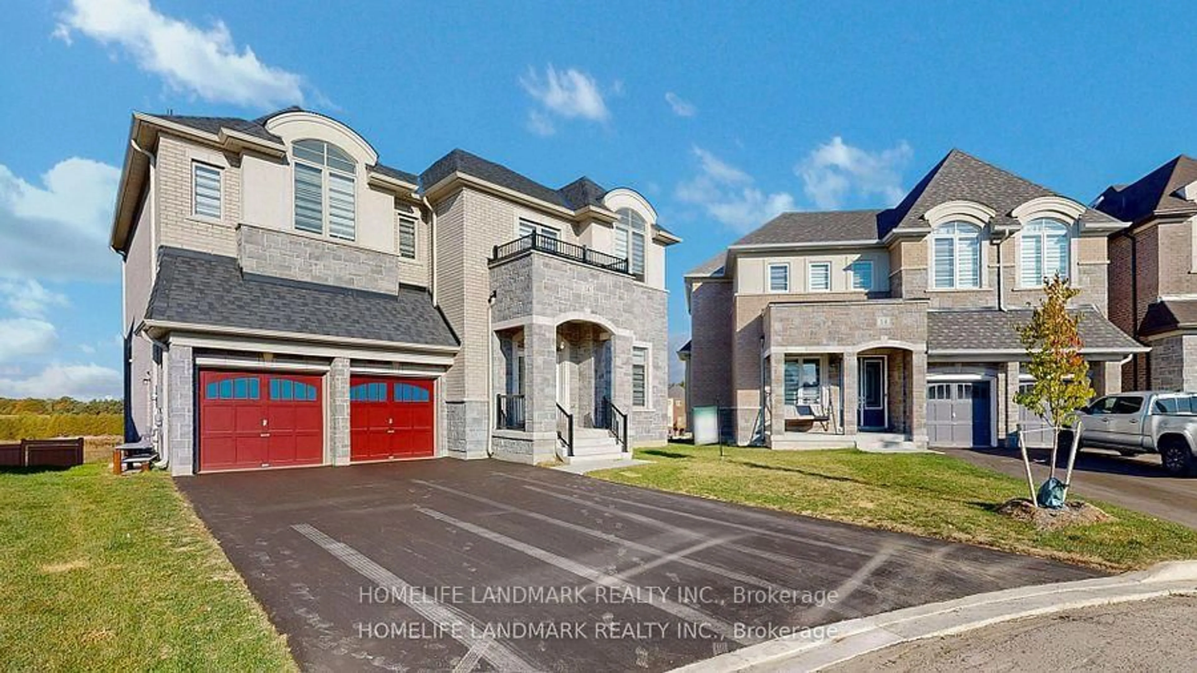 Home with brick exterior material, street for 16 Slater Crt, East Gwillimbury Ontario L9N 0P8