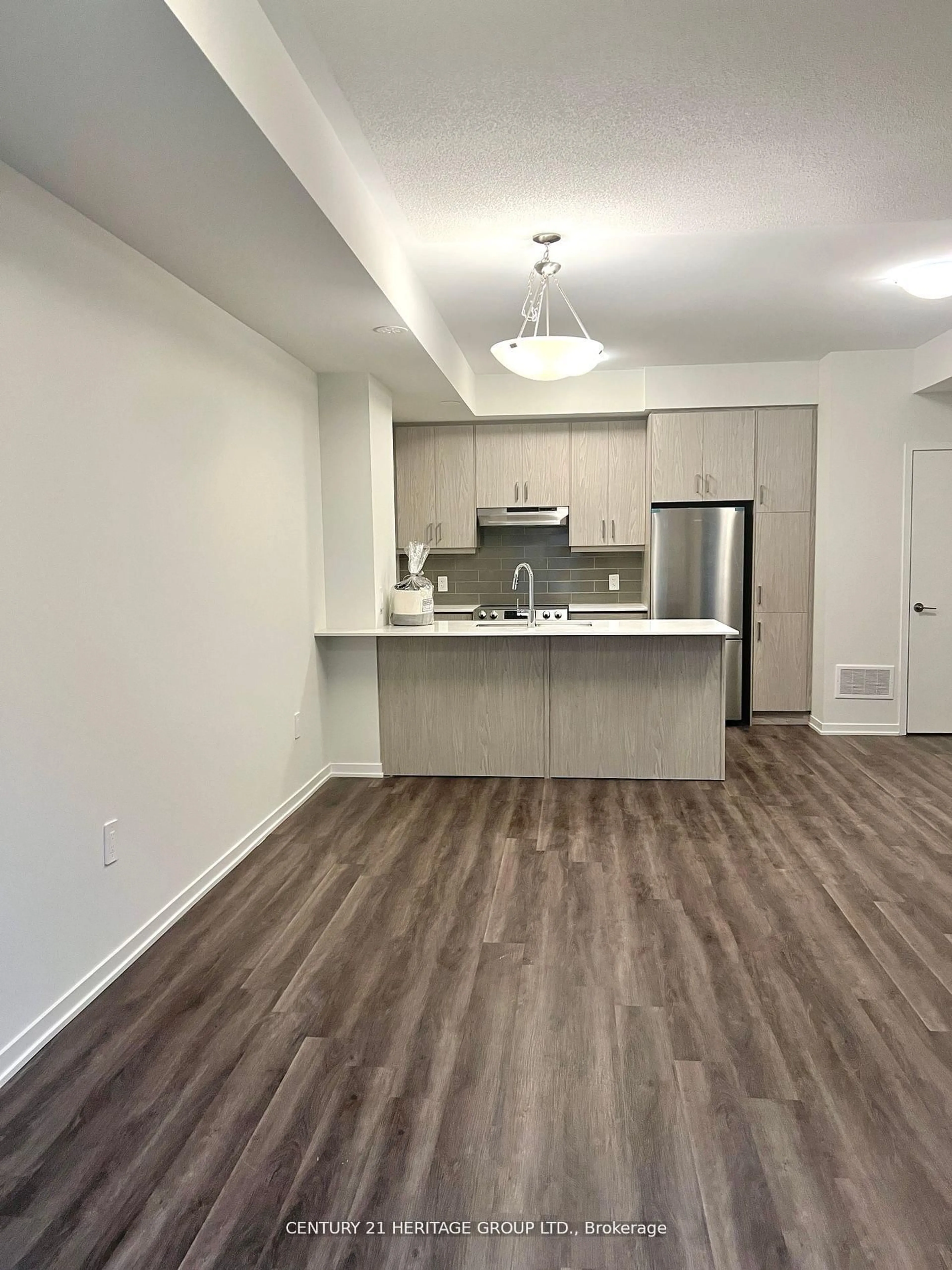 Unknown for 39 Honeycrisp Cres #78, Vaughan Ontario L4K 0N6