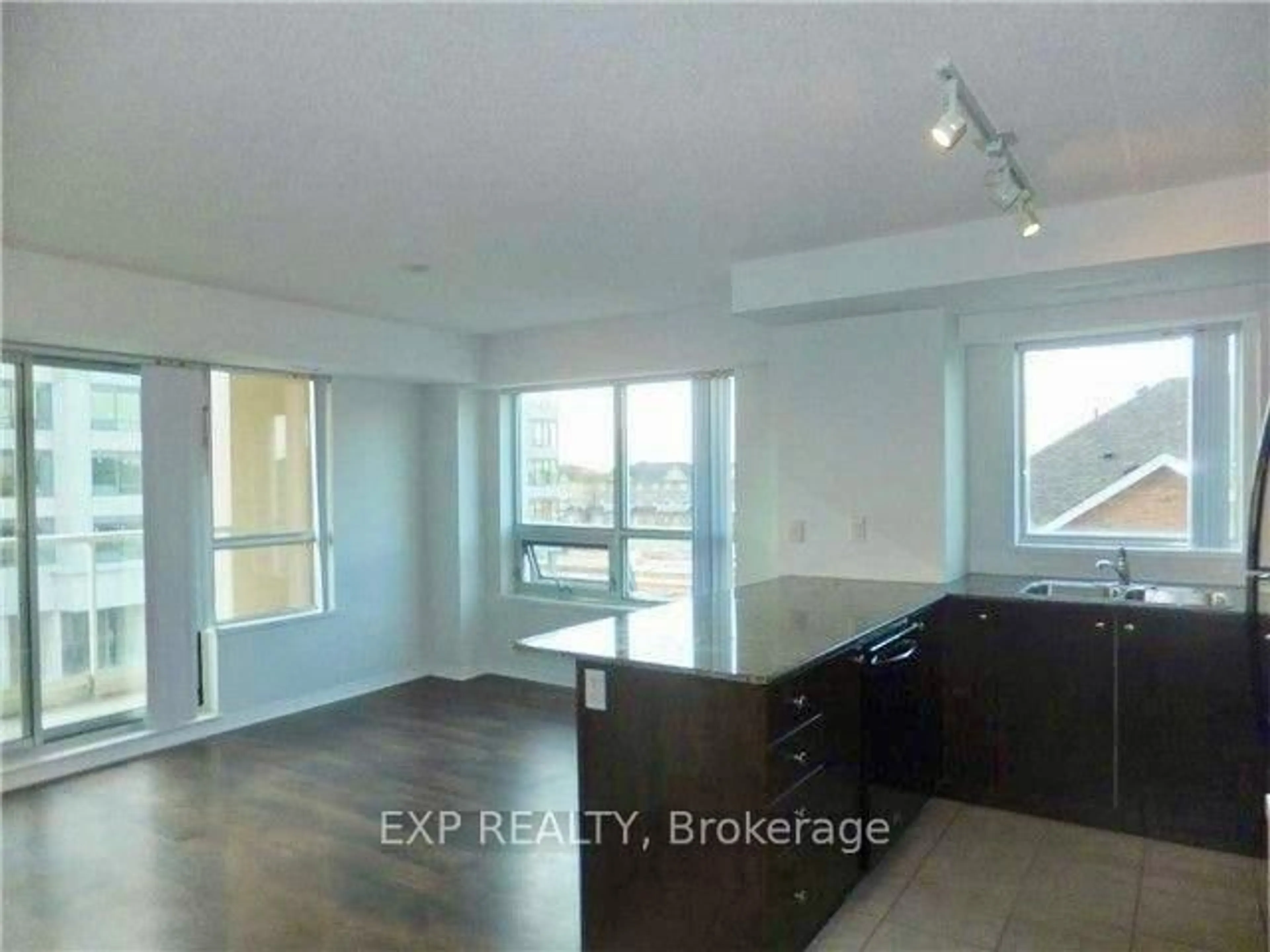 A pic of a room for 4600 Steeles Ave #519, Markham Ontario L3R 5J1