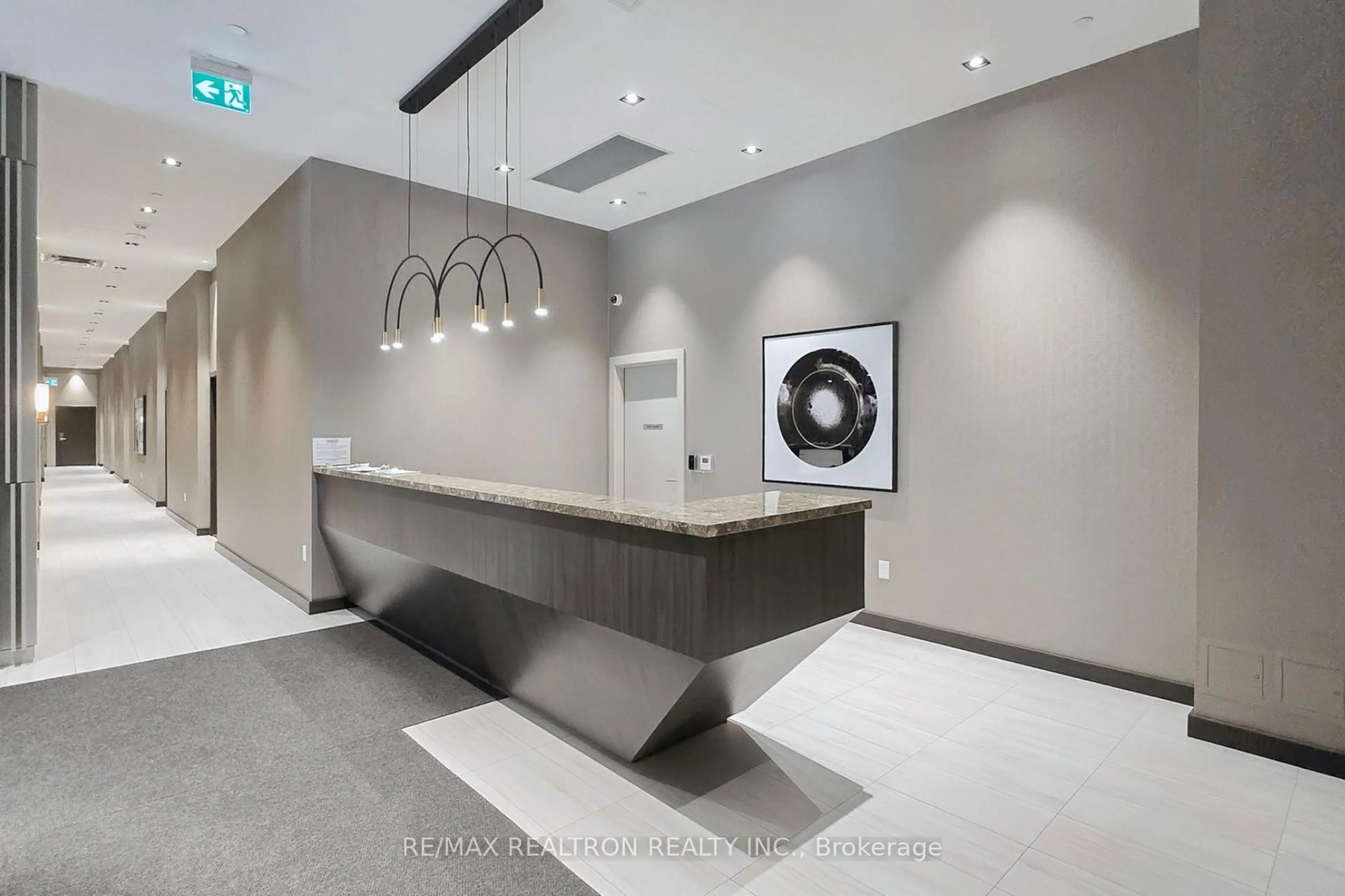 Unknown for 60 Honeycrisp Cres #819, Vaughan Ontario L4K 0N5