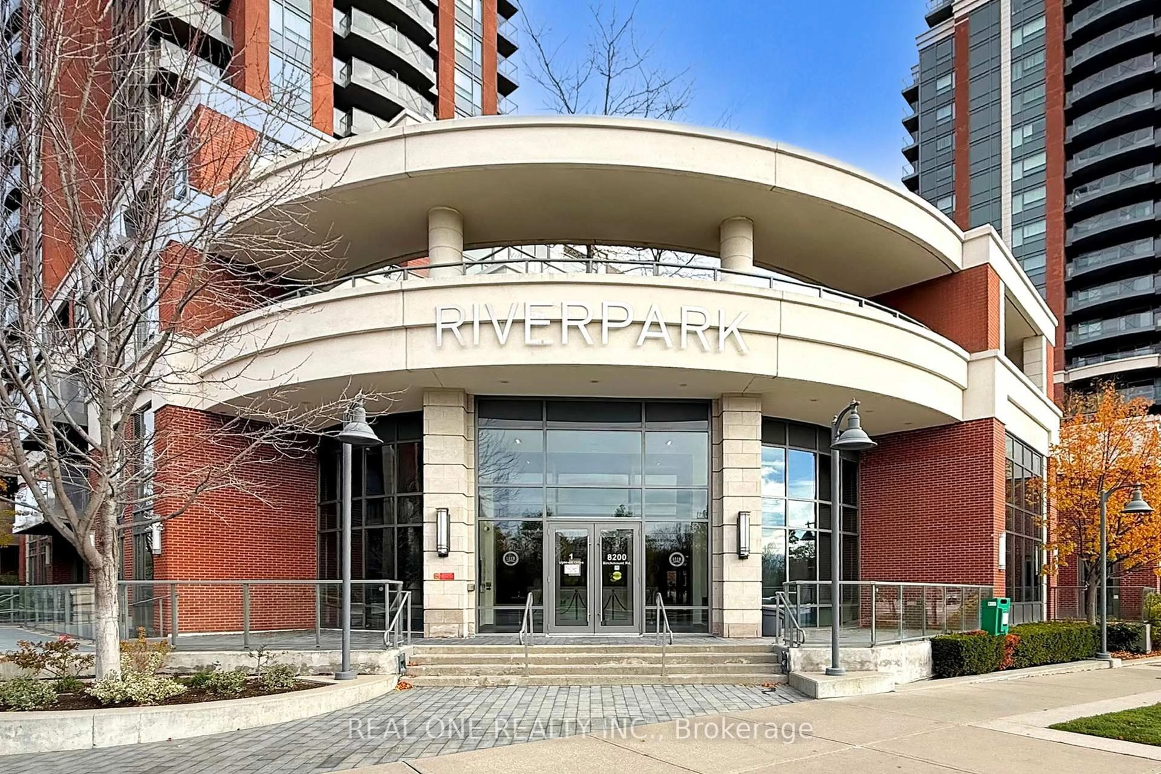 Indoor foyer for 1 Uptown Dr ##306, Markham Ontario L3R 5C1