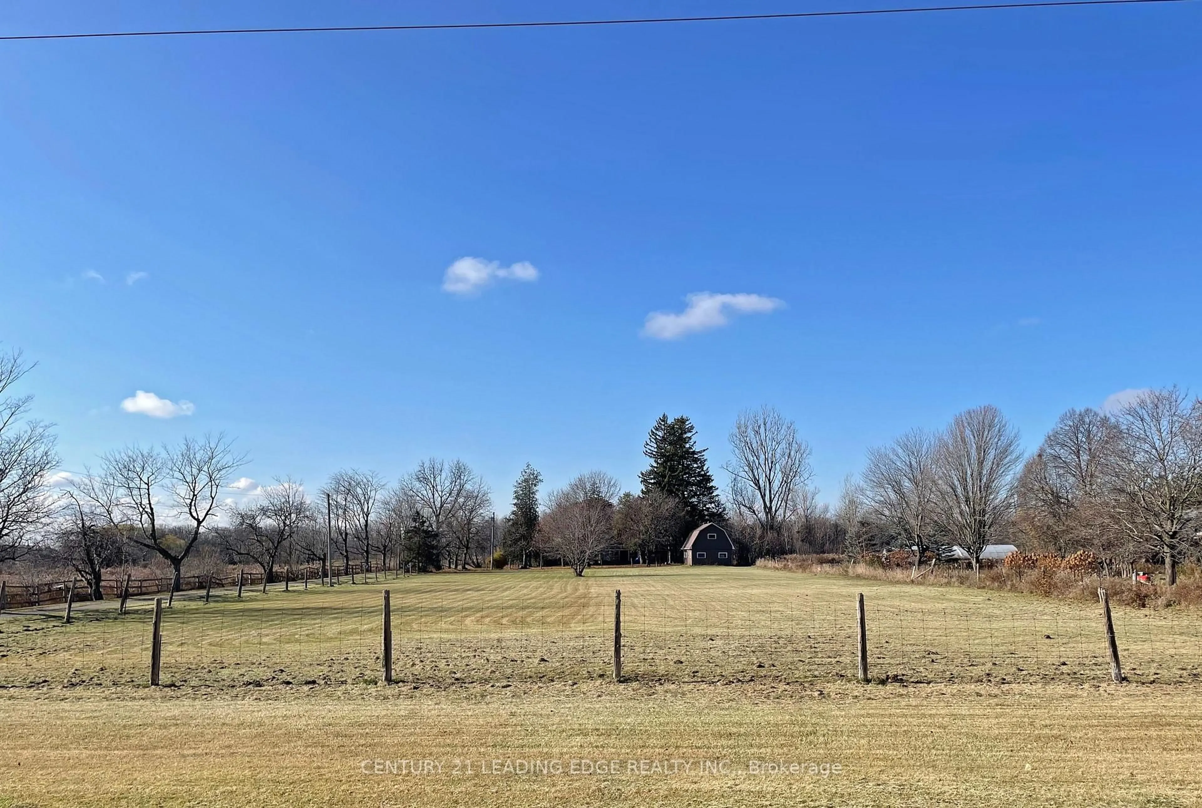 A pic from outside/outdoor area/front of a property/back of a property/a pic from drone, unknown for 6 Kennedy Lane, Whitchurch-Stouffville Ontario L4A 2J5