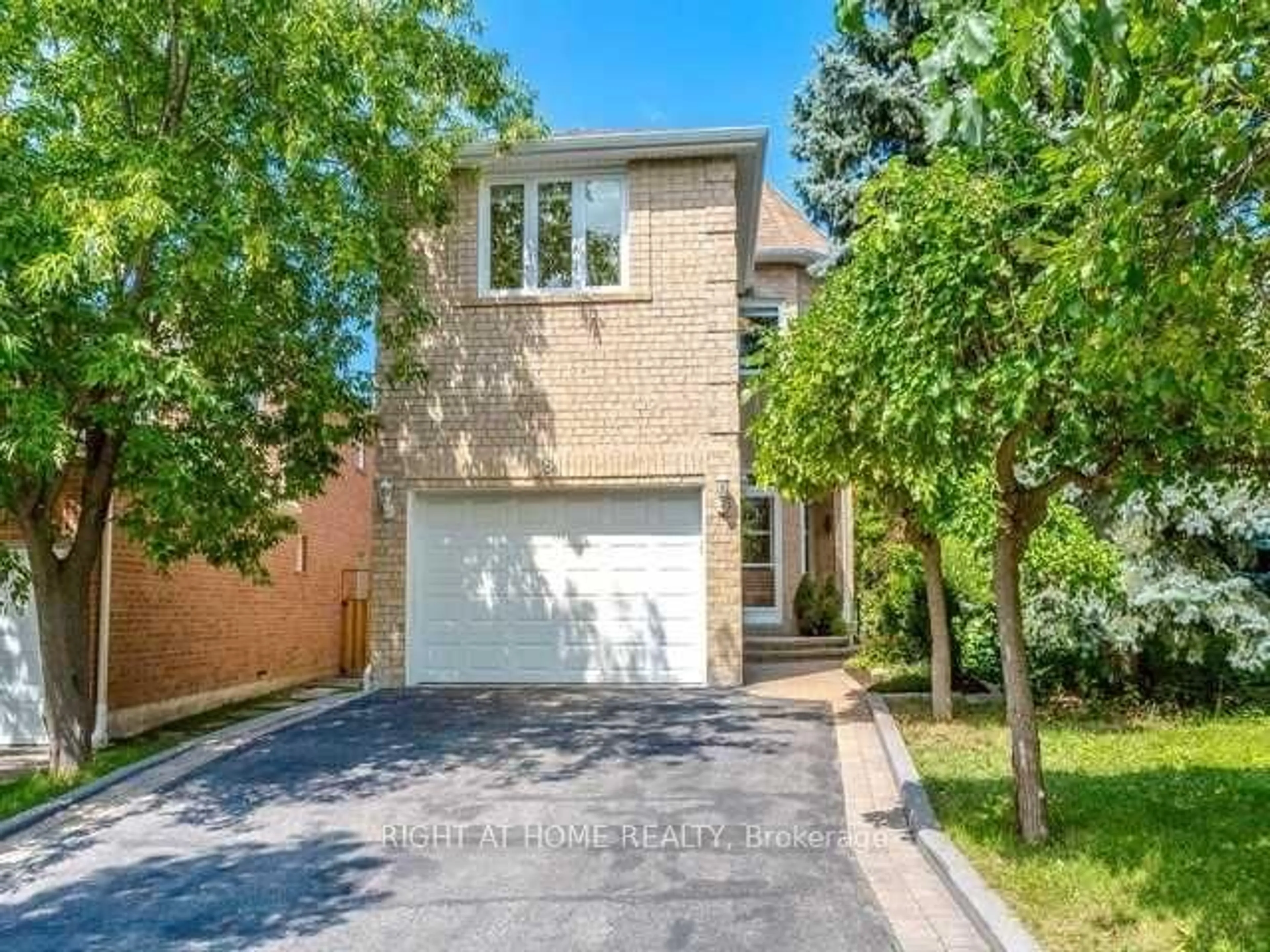 Home with brick exterior material, street for 16 Marchwood Cres, Richmond Hill Ontario L4C 8M7