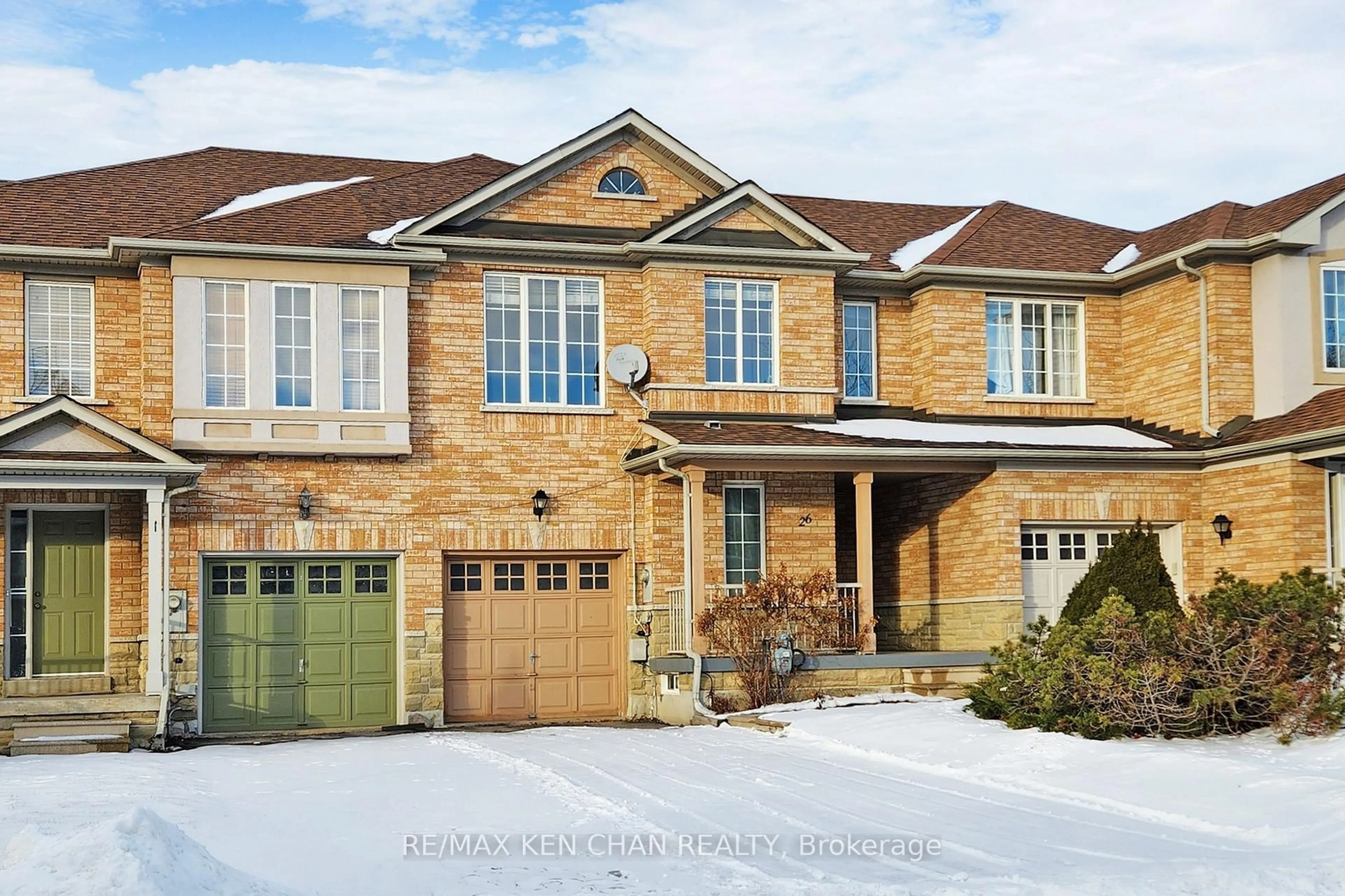 Home with brick exterior material, street for 26 Waterton Cres, Richmond Hill Ontario L5B 4L2