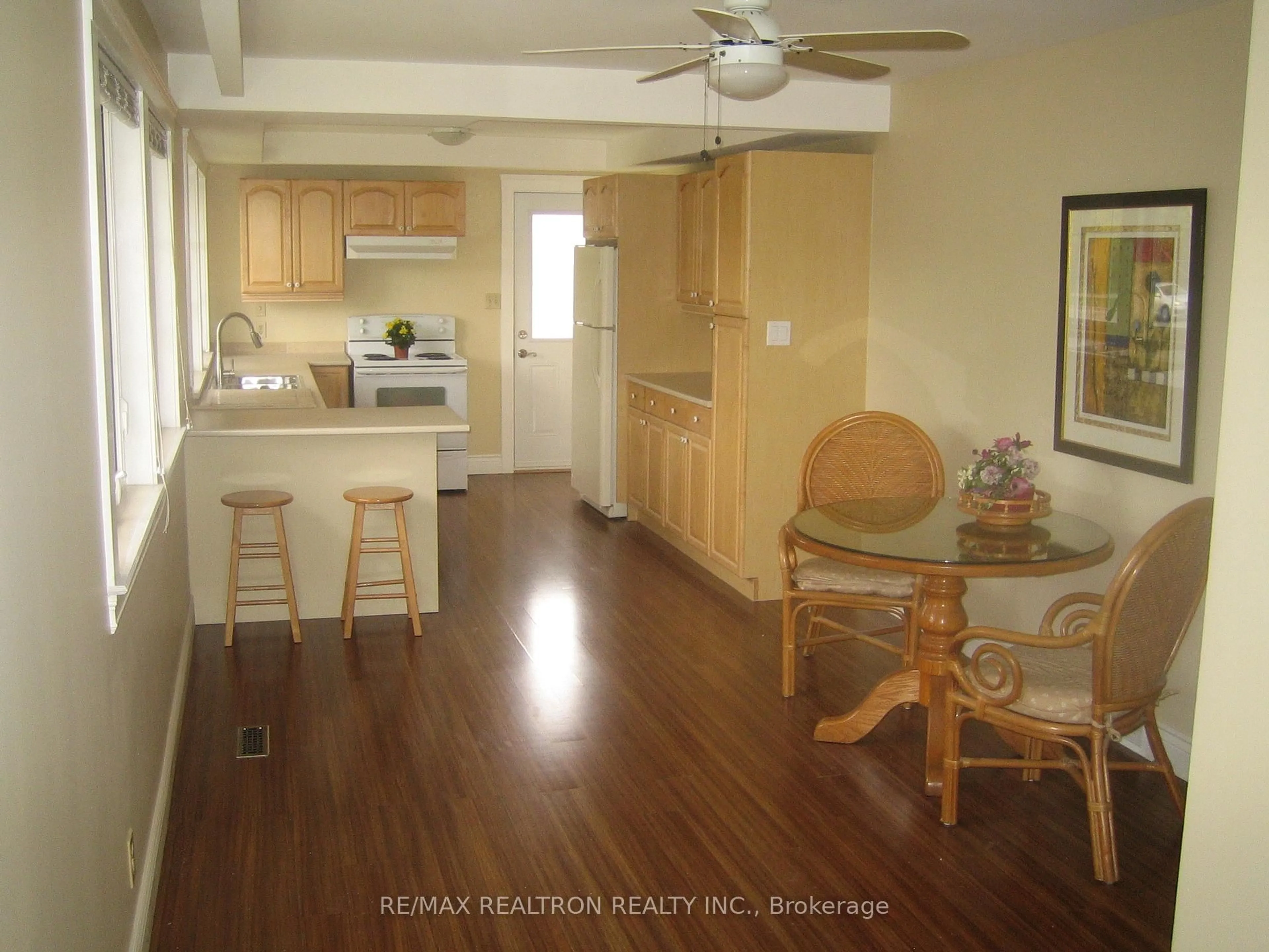 Unknown for 166 WELDRICK Rd, Richmond Hill Ontario L4C 3V1