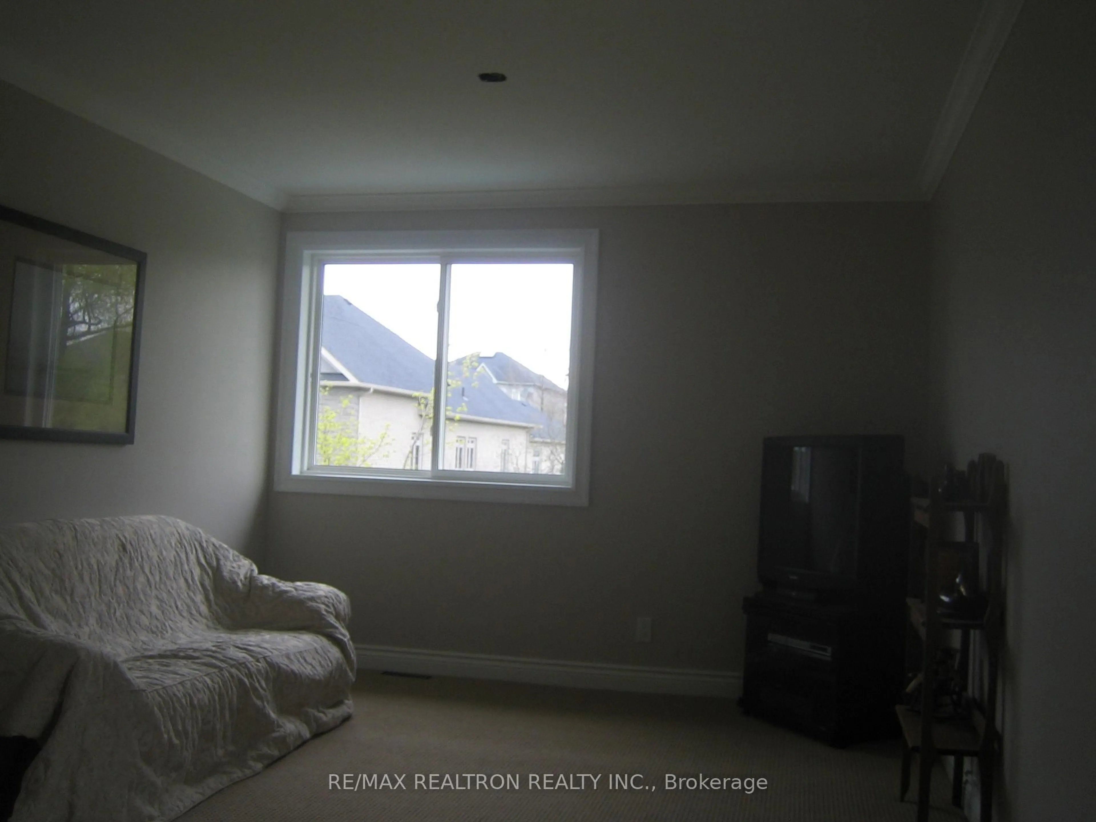 A pic of a room for 166 WELDRICK Rd, Richmond Hill Ontario L4C 3V1