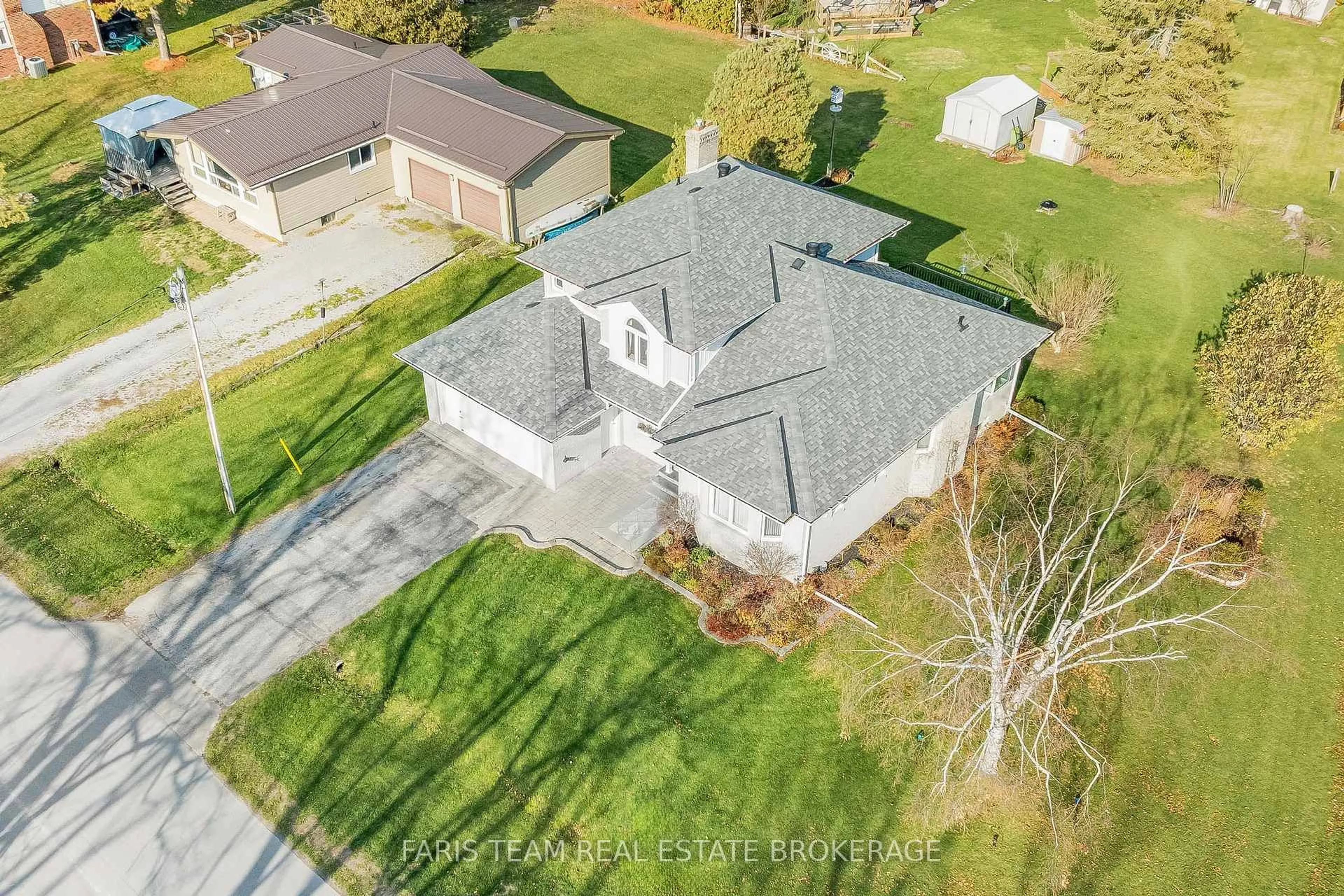 A pic from outside/outdoor area/front of a property/back of a property/a pic from drone, unknown for 108 Sixth St, Brock Ontario L0K 1A0