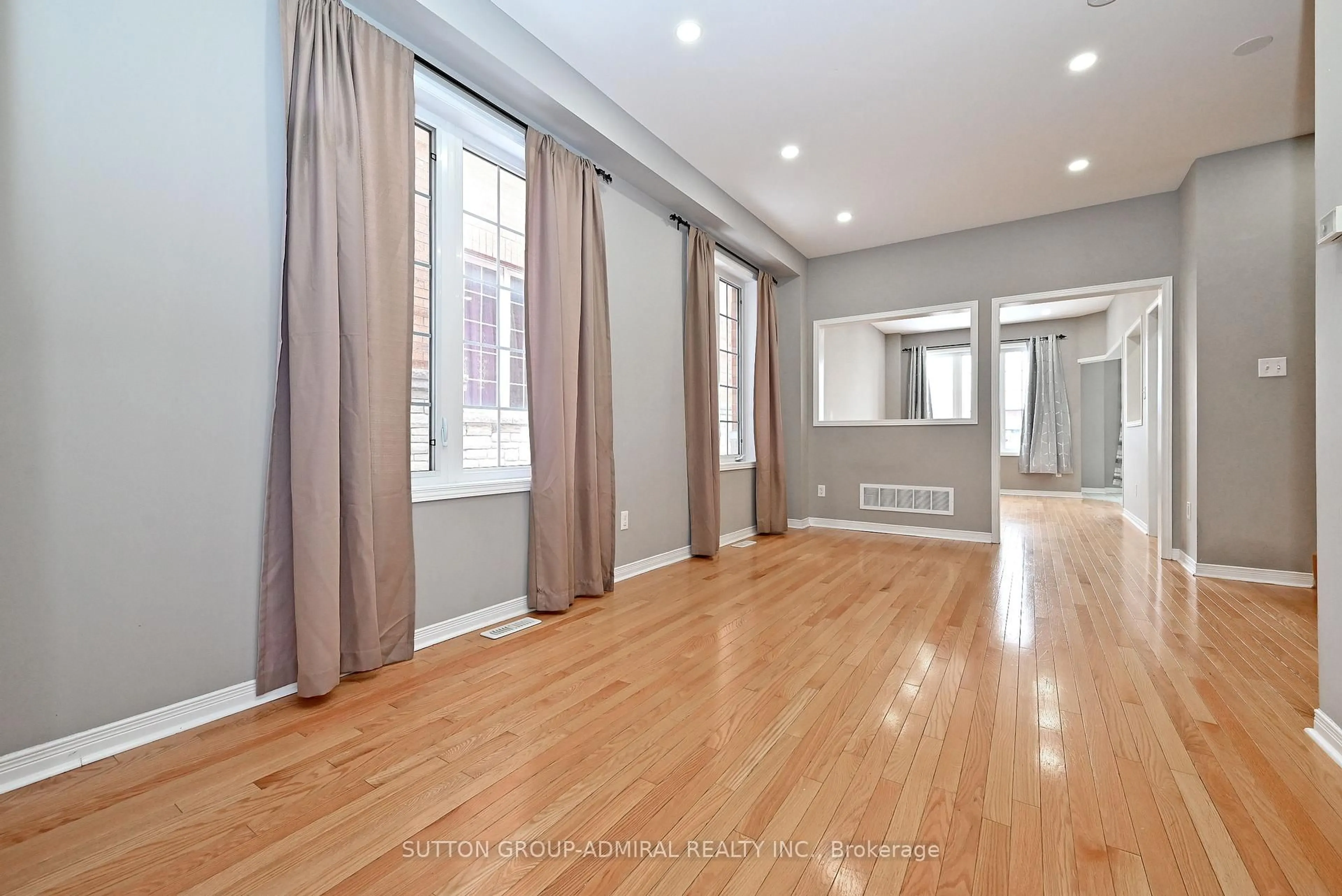 Unknown for 41 Big Hill Cres, Vaughan Ontario L6A 4S1