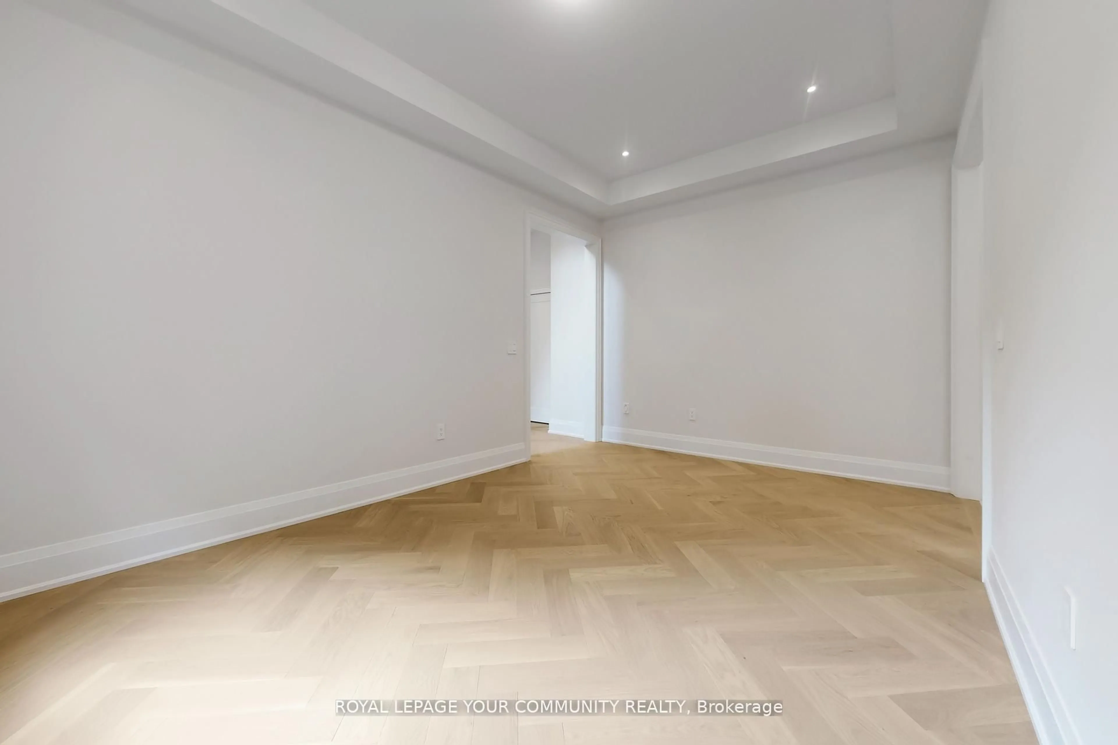 A pic of a room for 61 Milky Way Dr, Richmond Hill Ontario L4C 4M9