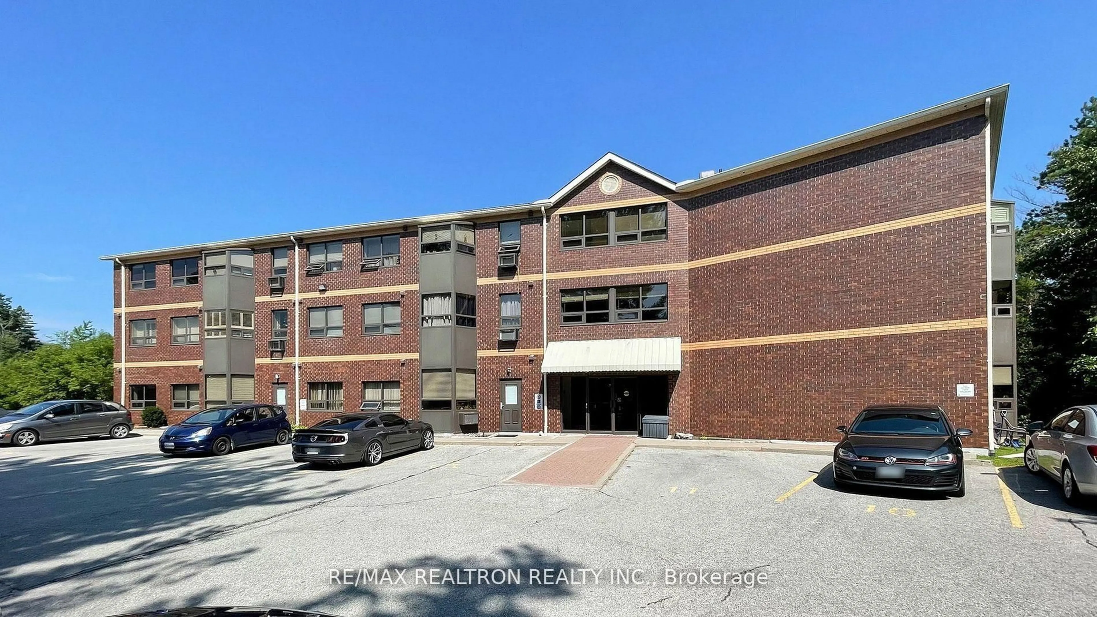 Unknown for 166 Olive St #210, East Gwillimbury Ontario L9N 1M9