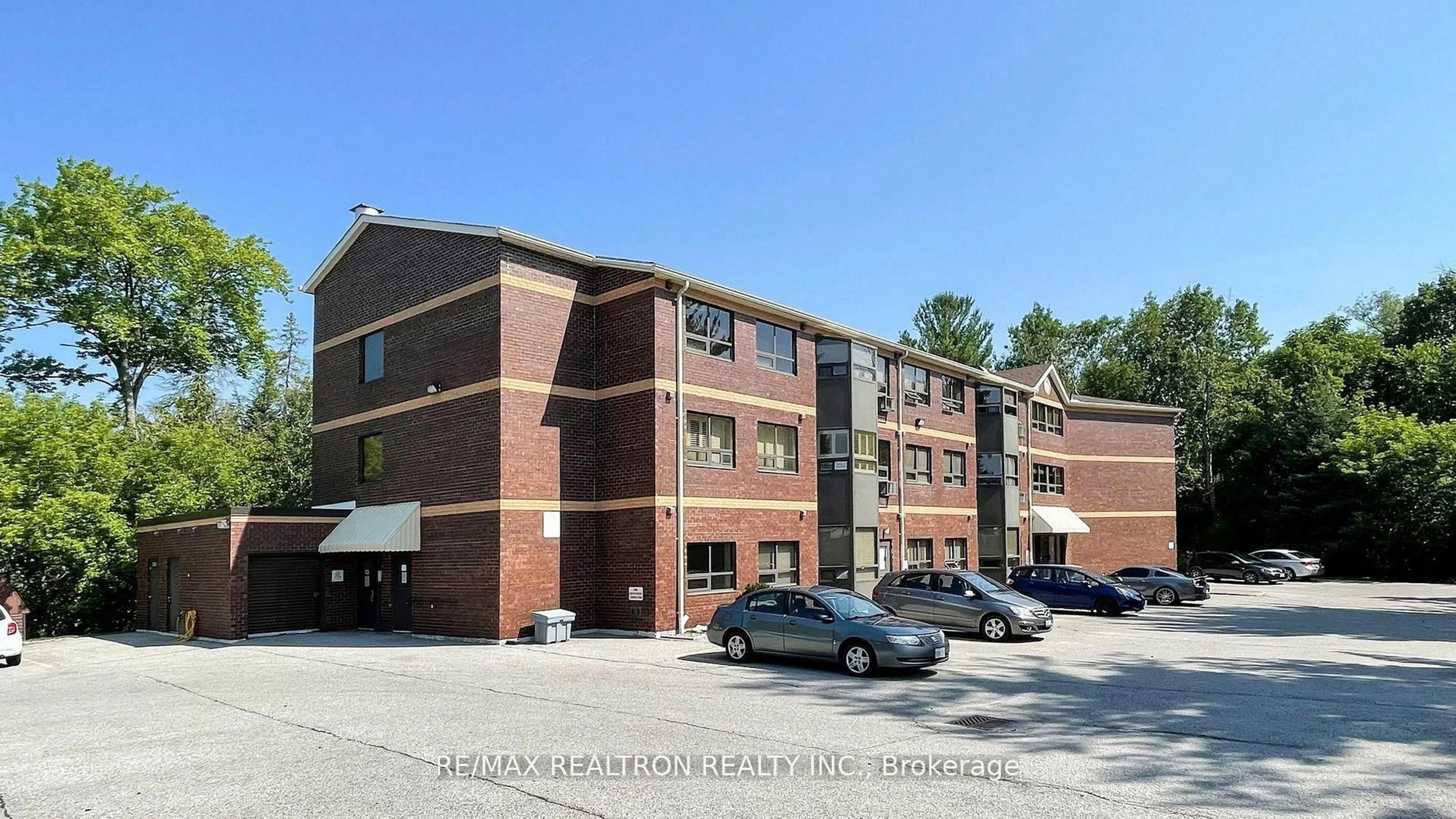 Unknown for 166 Olive St #210, East Gwillimbury Ontario L9N 1M9