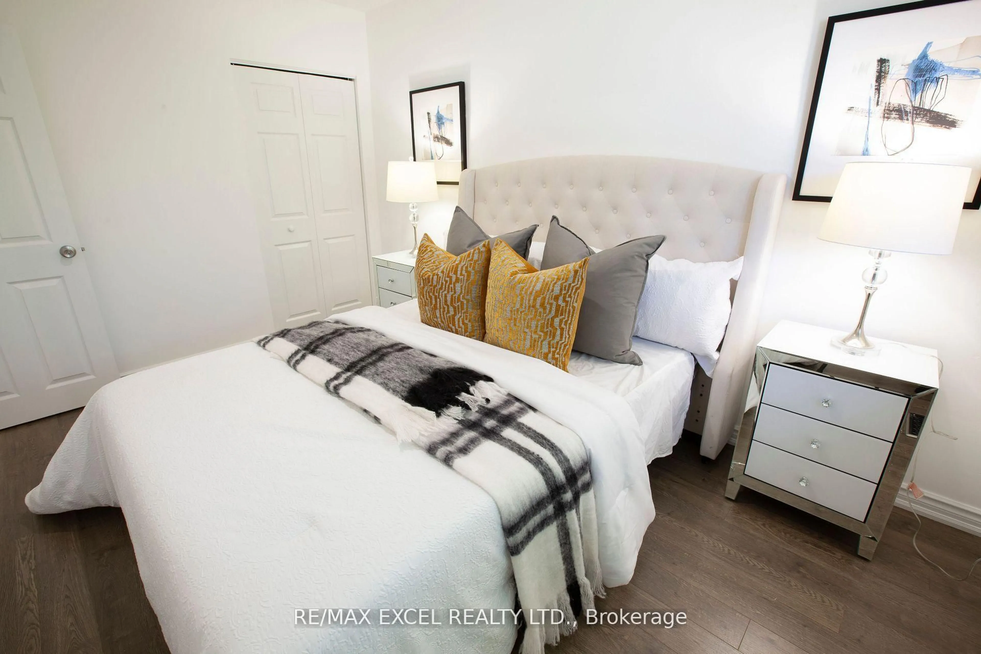 Bedroom with bed, unknown for 33 Alanadale Ave, Markham Ontario L3P 1S4