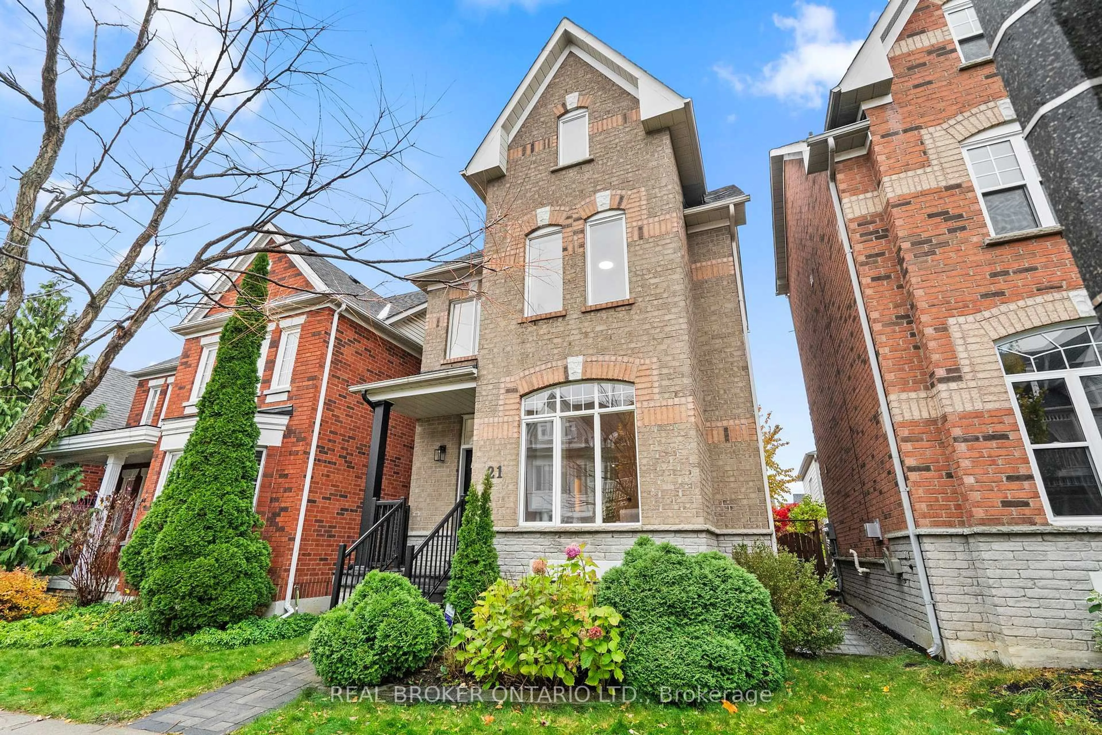 Home with brick exterior material, street for 21 Spring Meadow Ave, Markham Ontario L6B 1B5
