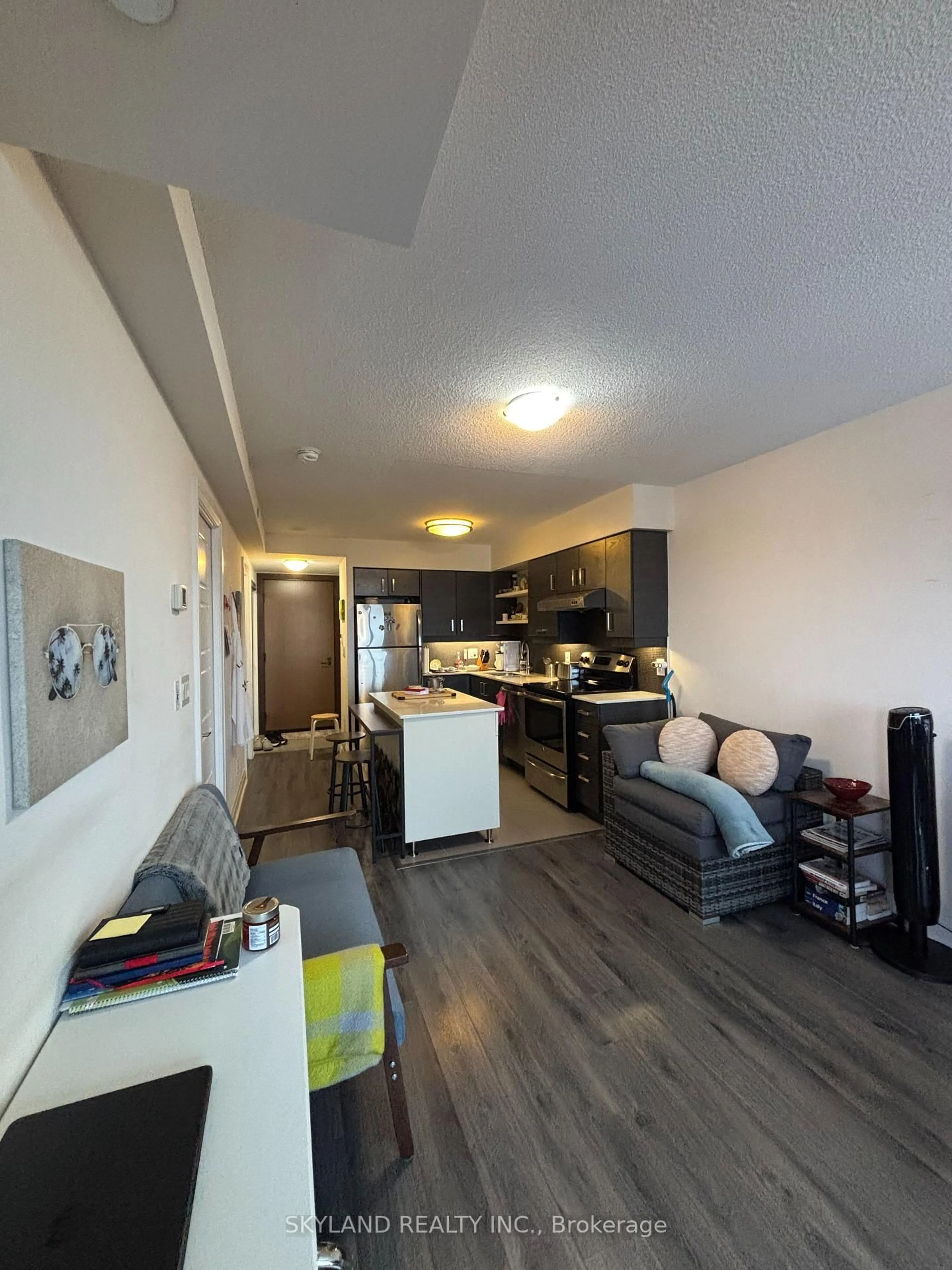 A pic of a room for 8200 Birchmount Rd #1503, Markham Ontario L3R 9W1