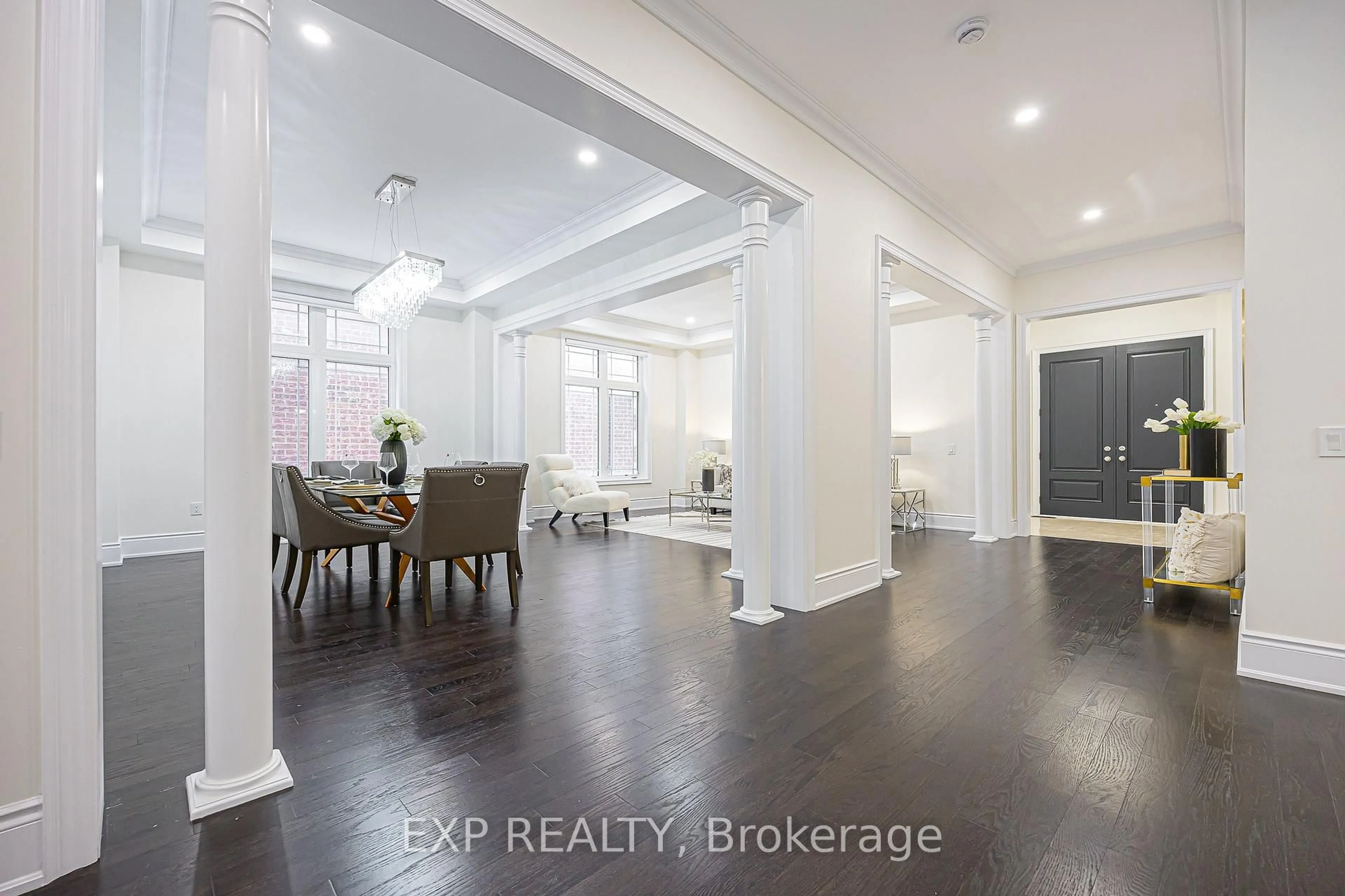 Unknown for 95 Chesney Cres, Vaughan Ontario L4H 4A5