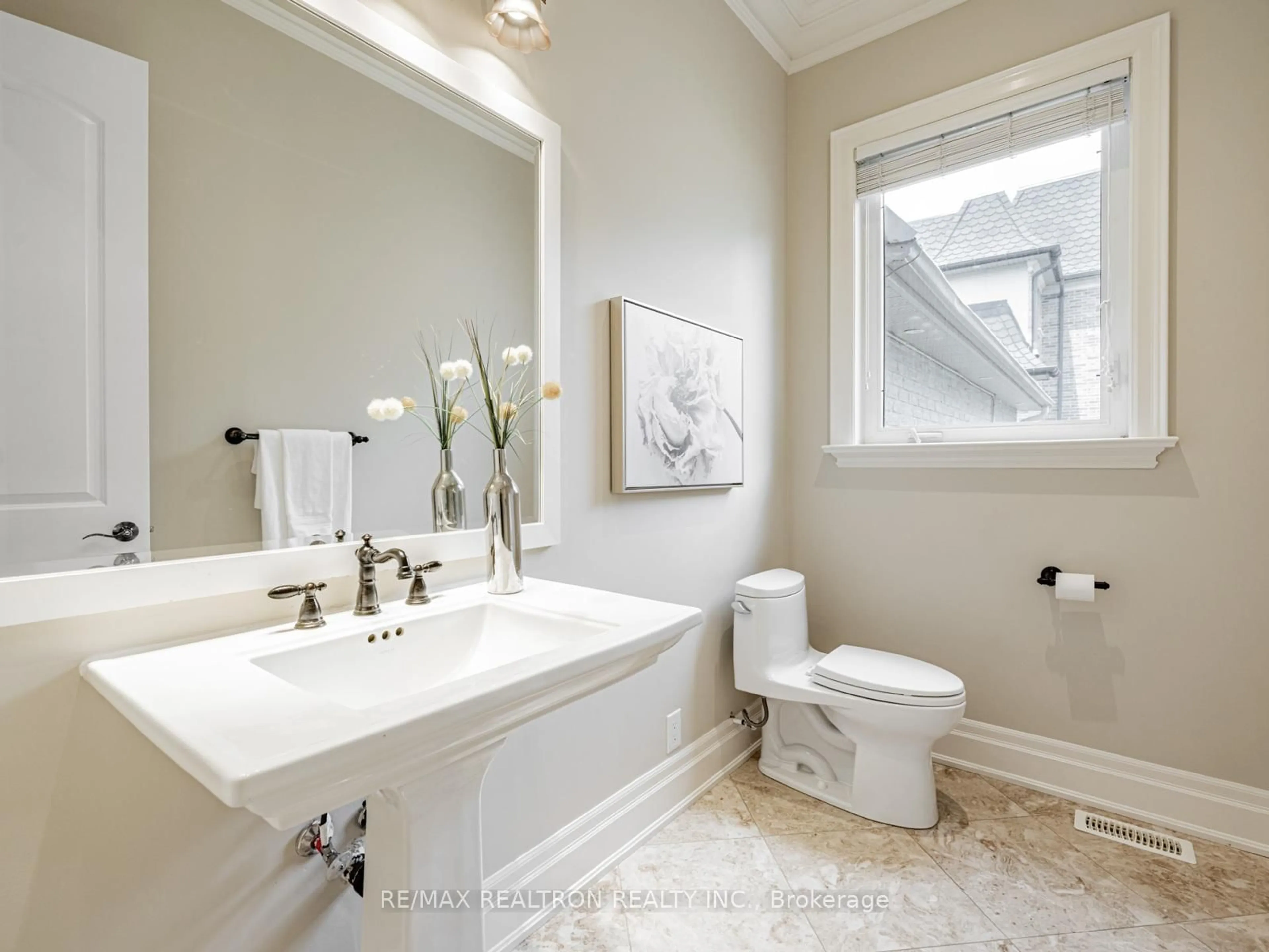 Contemporary bathroom, ceramic/tile floor for 12 Orlon Cres, Richmond Hill Ontario L4C 6S5