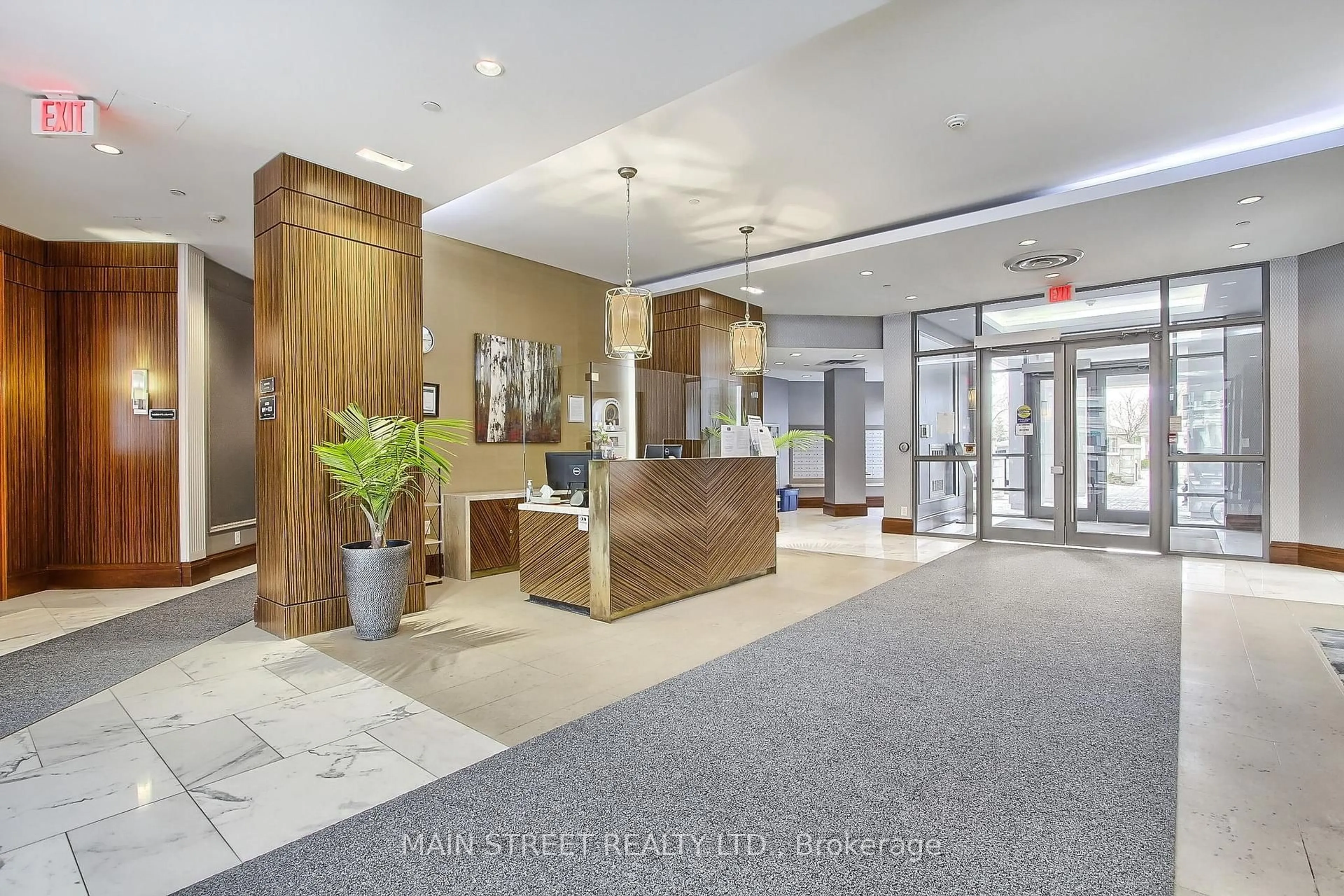 Lobby for 111 Civic Square Gate #619, Aurora Ontario L4G 0S6