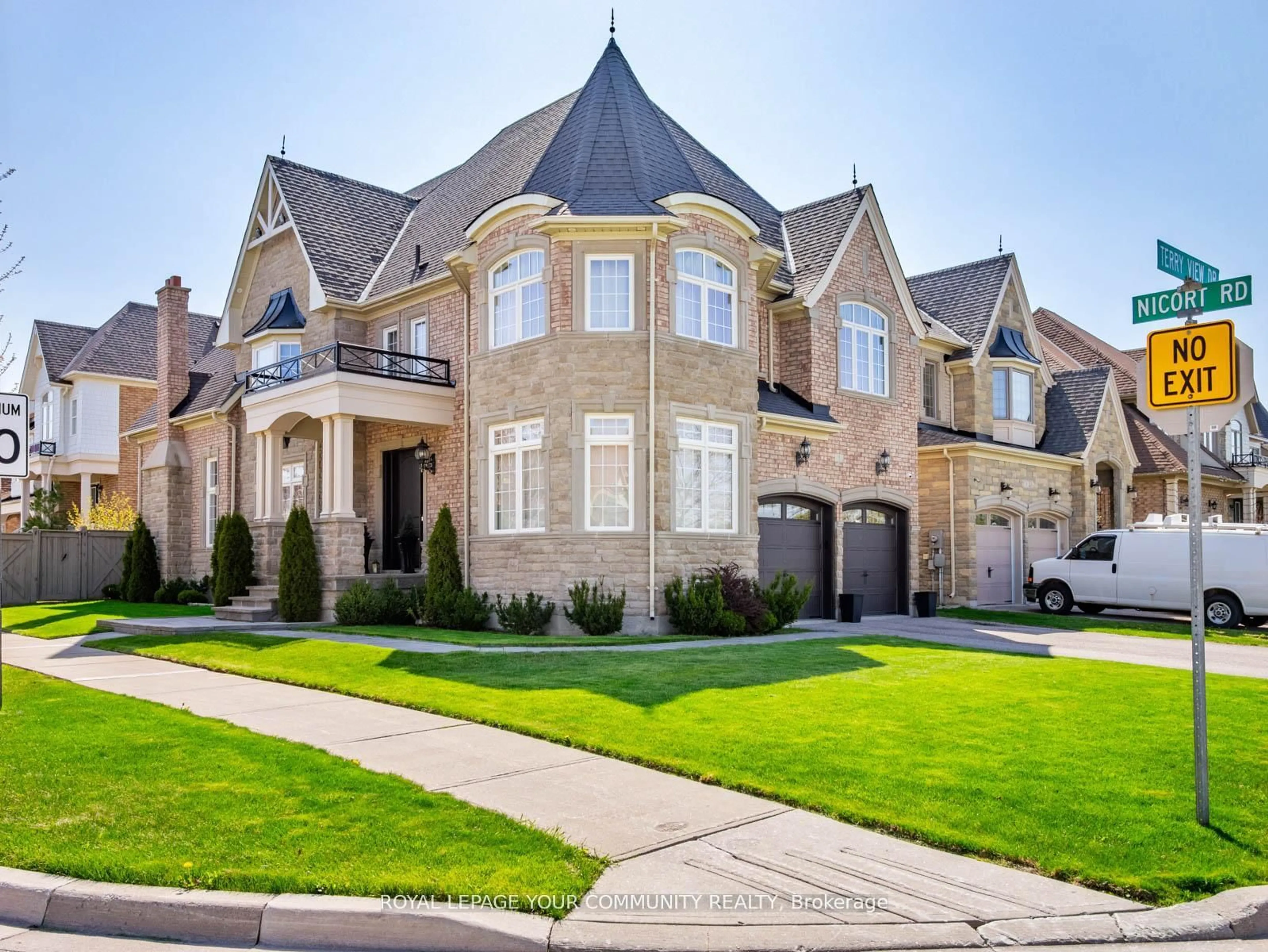 Home with brick exterior material, street for 1 Terry View Cres, King Ontario L7B 0B7